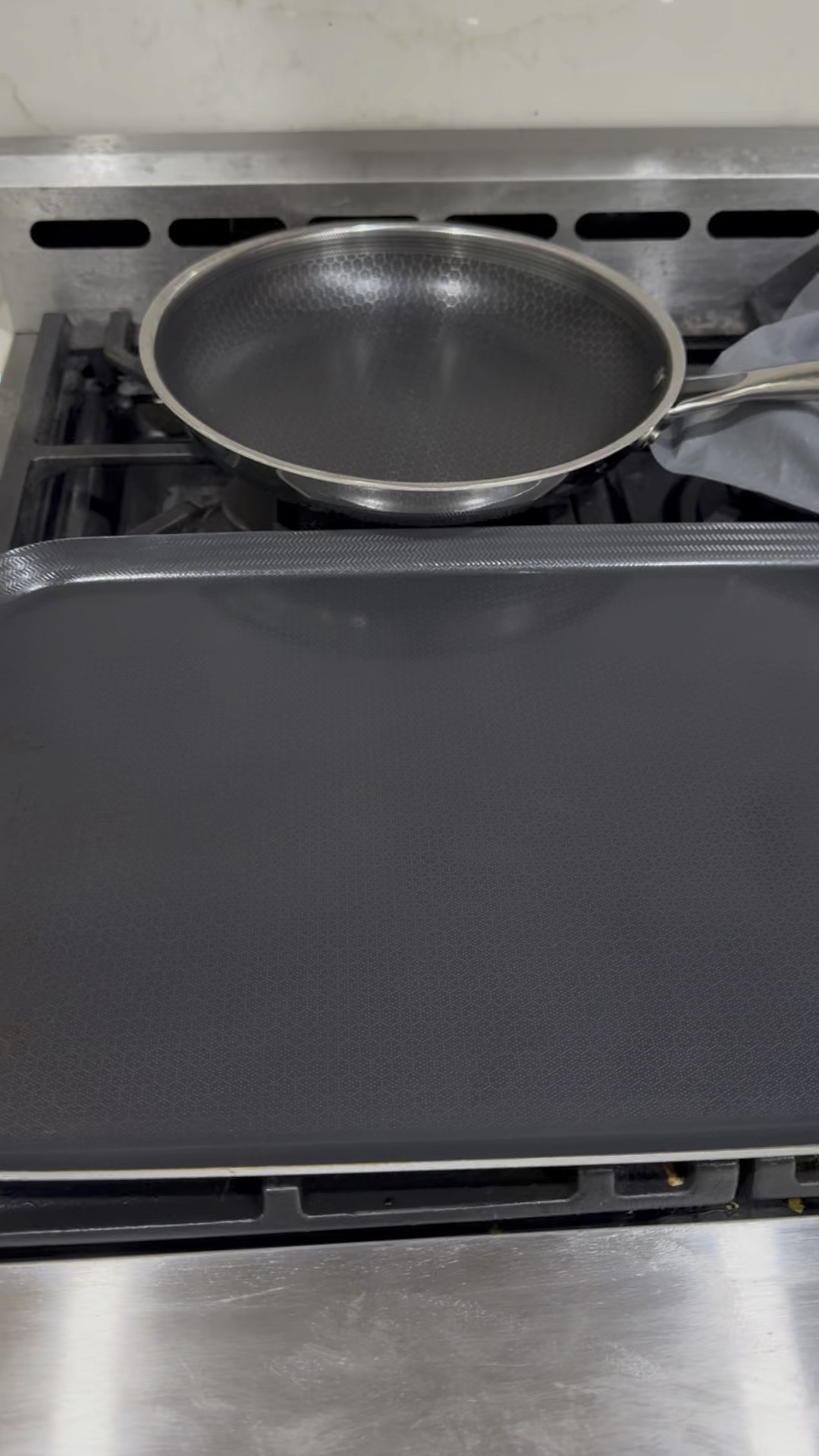 I’m growing quite the collection of hex clad products and I have not been disappointed by a single one of these, with the holidays coming up now is a great time to get your hands on them and be able to bake or cook some amazing goodies
 

#LTKFamily #LTKHoliday #LTKGiftGuide