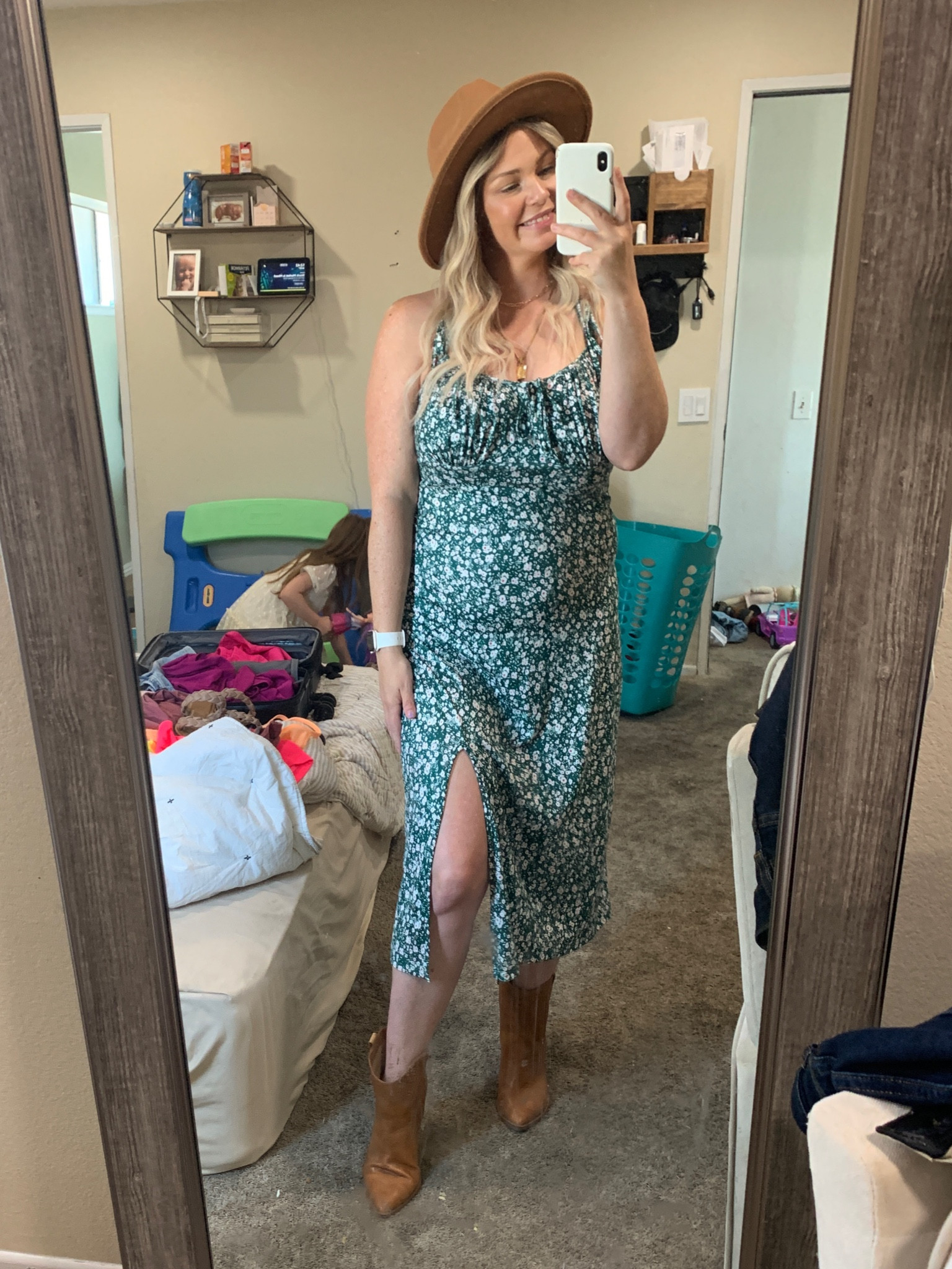 wearing a large in the dress but def could’ve sized down it’s very stretchy 

#LTKSeasonal