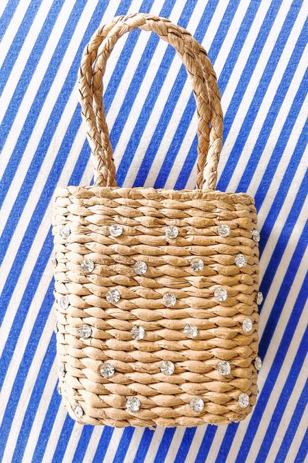 Bejeweled basket bag for $25!!

#LTKitbag #LTKfindsunder50