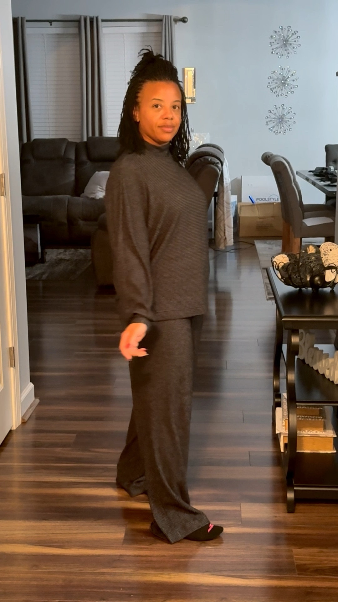 Thank God it's Friday. It has been a crazy week, but I'm strutting today like I'm unbothered. #thisisme #eachday #slowmotionwalk

#LTKPetite #LTKootd #LTKHome
