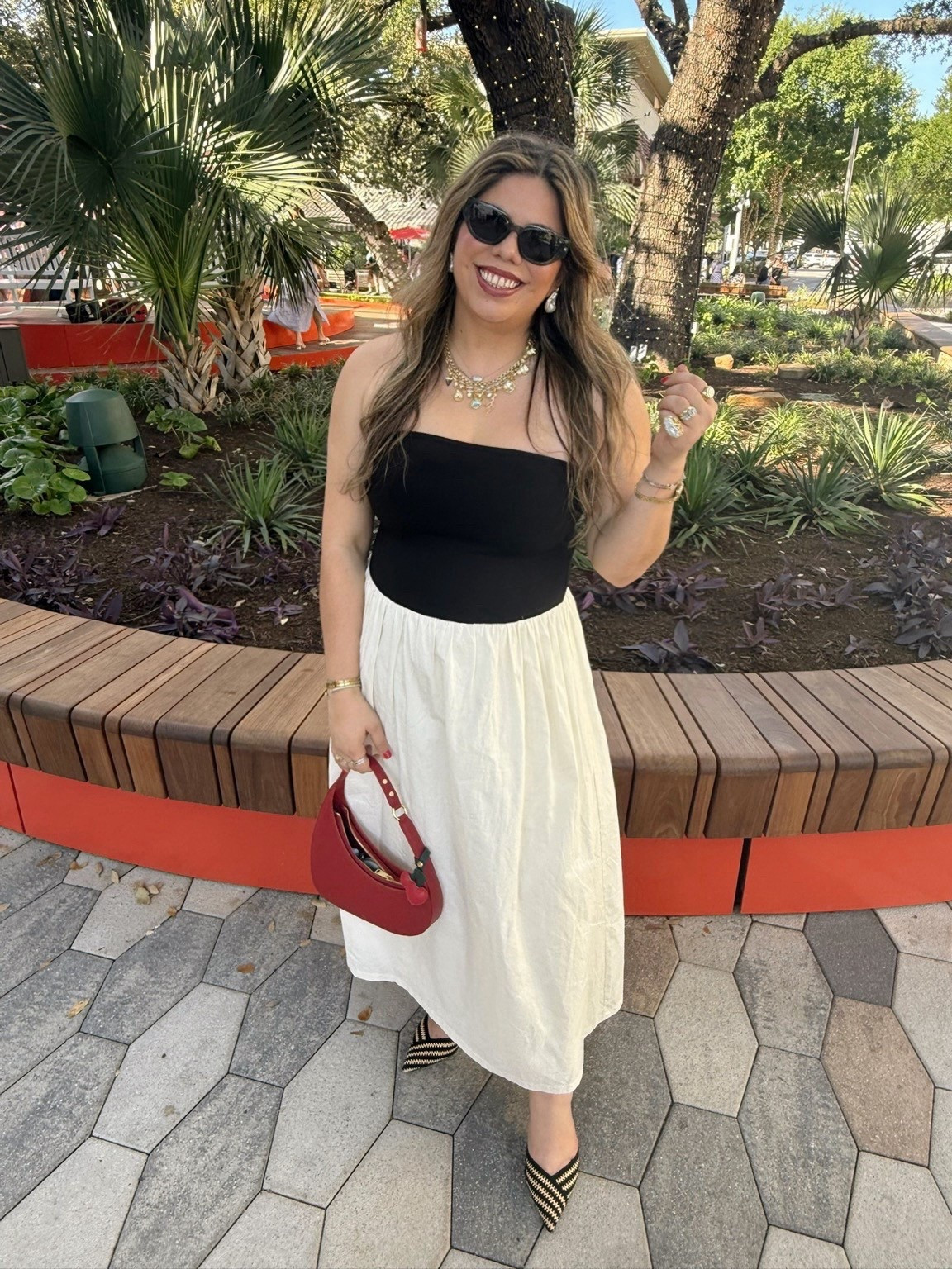 The perfect dress for the summer

I wore this for Mother’s Day lunch with my mom and sister and they both wanted to borrow it after 😂

#LTKStyleTip