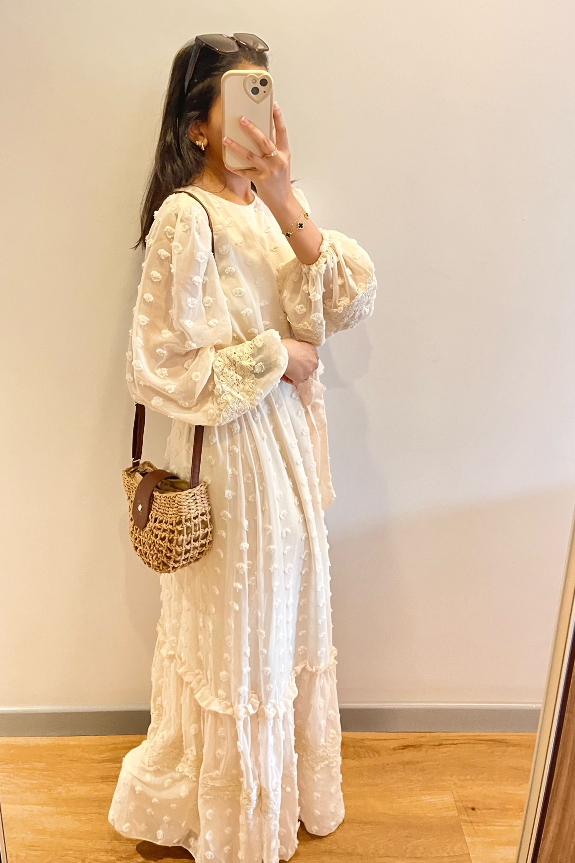 Cream dress I wore in Istanbul 🫶🏼✨🇹🇷