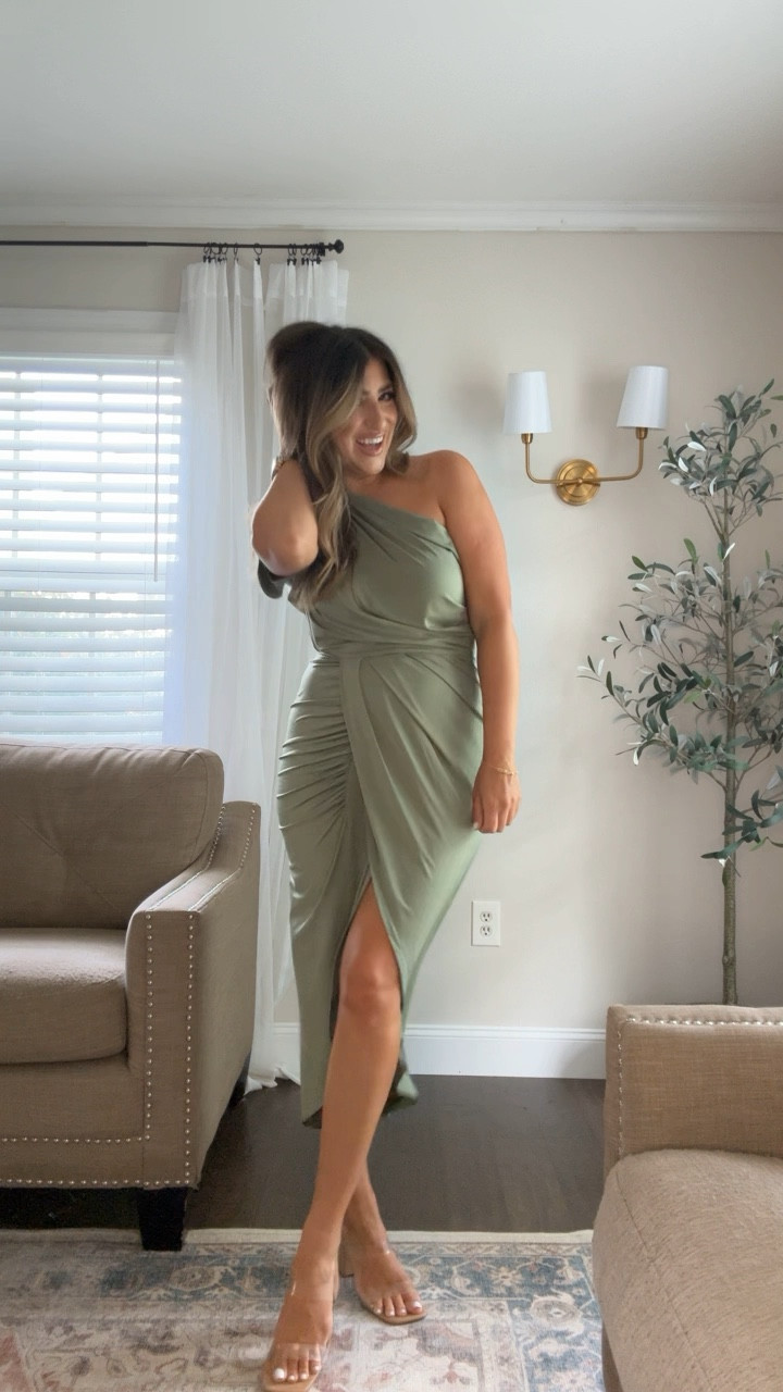Wedding guest dress and special occasion dresses. Wearing meds. Use code LAURENHORNSTYLE15 for 15% OFF! Code good site wide. 

#LTKWedding #LTKStyleTip #LTKFindsUnder100
