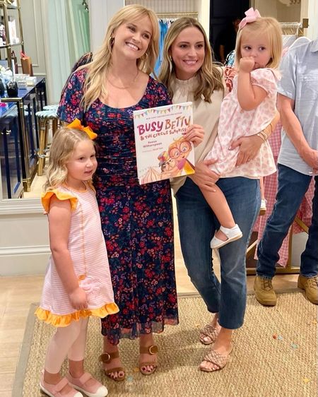 Reese Witherspoon’s children’s book Busy Betty

#LTKkids #LTKfamily