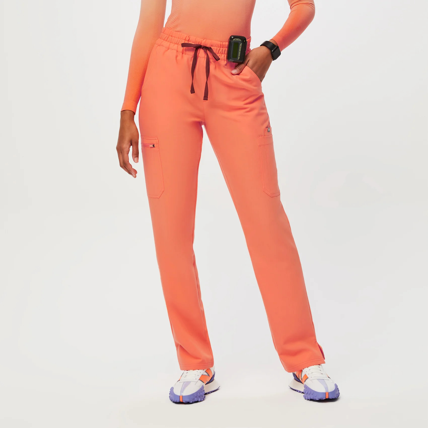 High Waisted Dowa Scrub Pants | FIGS