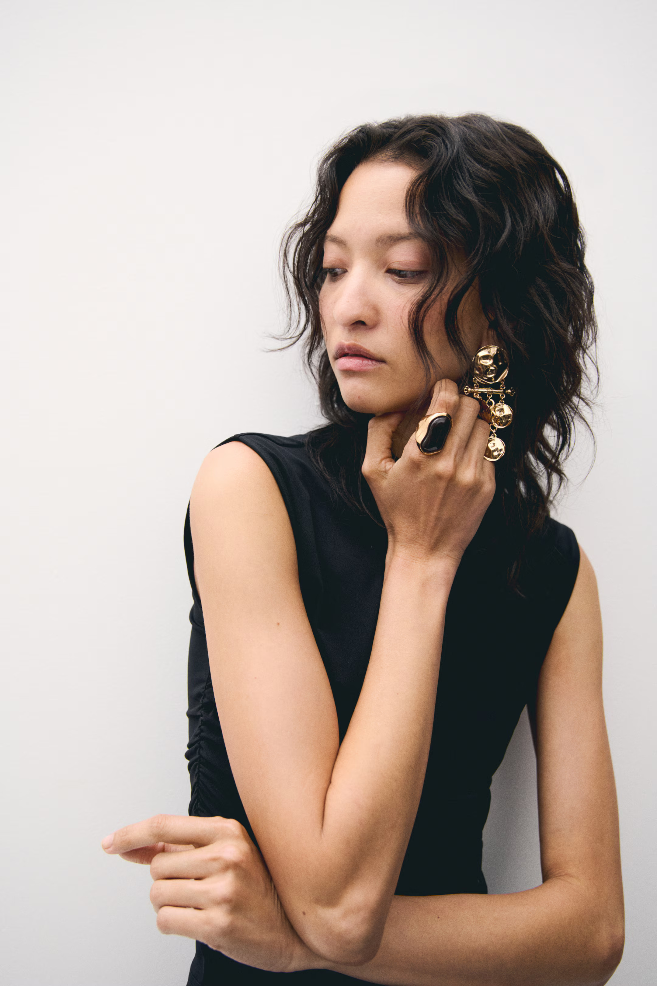 Bead-detail ring | H&M (UK, MY, IN, SG, PH, TW, HK)