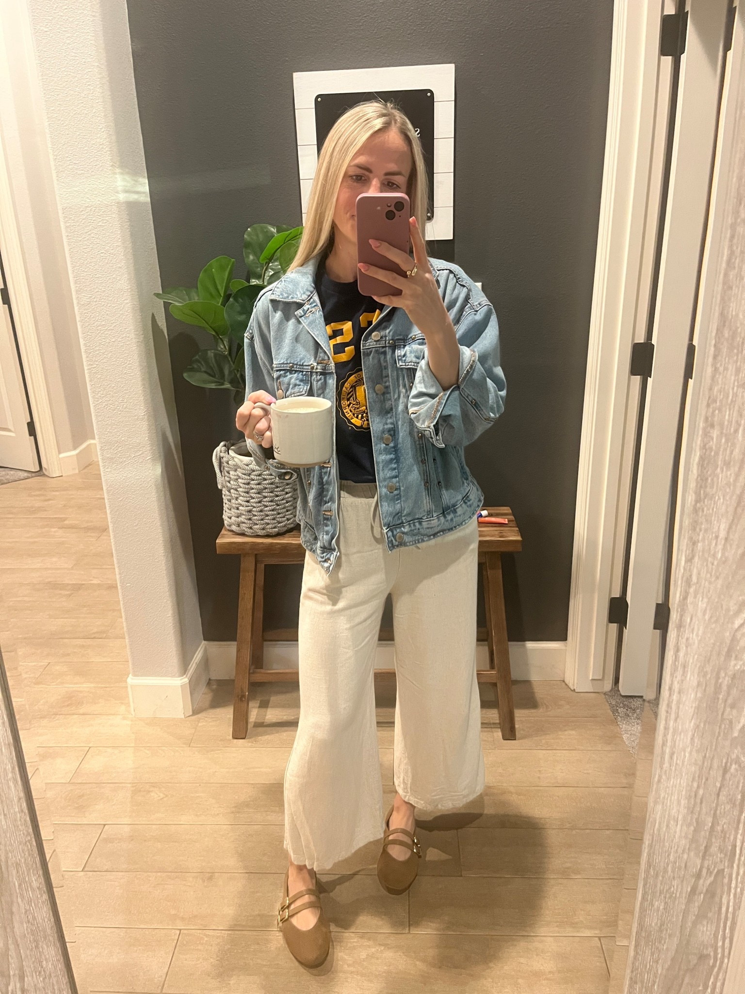 College shirt day! Paired it with these linen pants that are a closet staple for my mamas and teachers! 

#LTKWorkwear #LTKootd