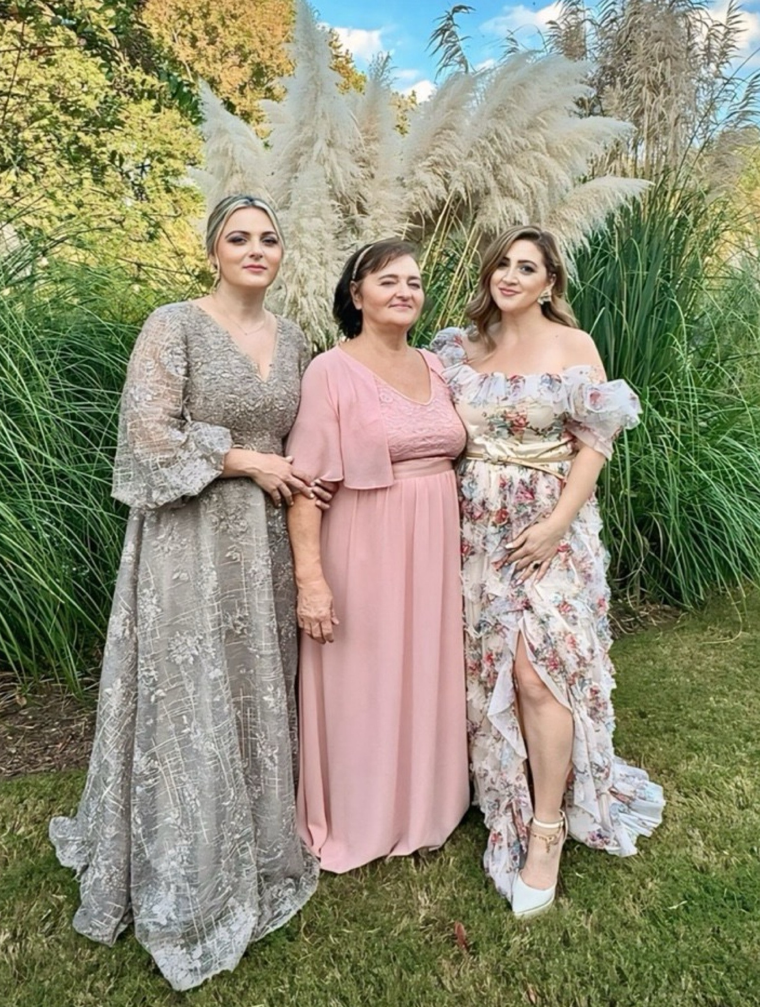 Wedding guest dresses. 

#LTKCyberWeek #LTKSaleAlert #LTKWedding