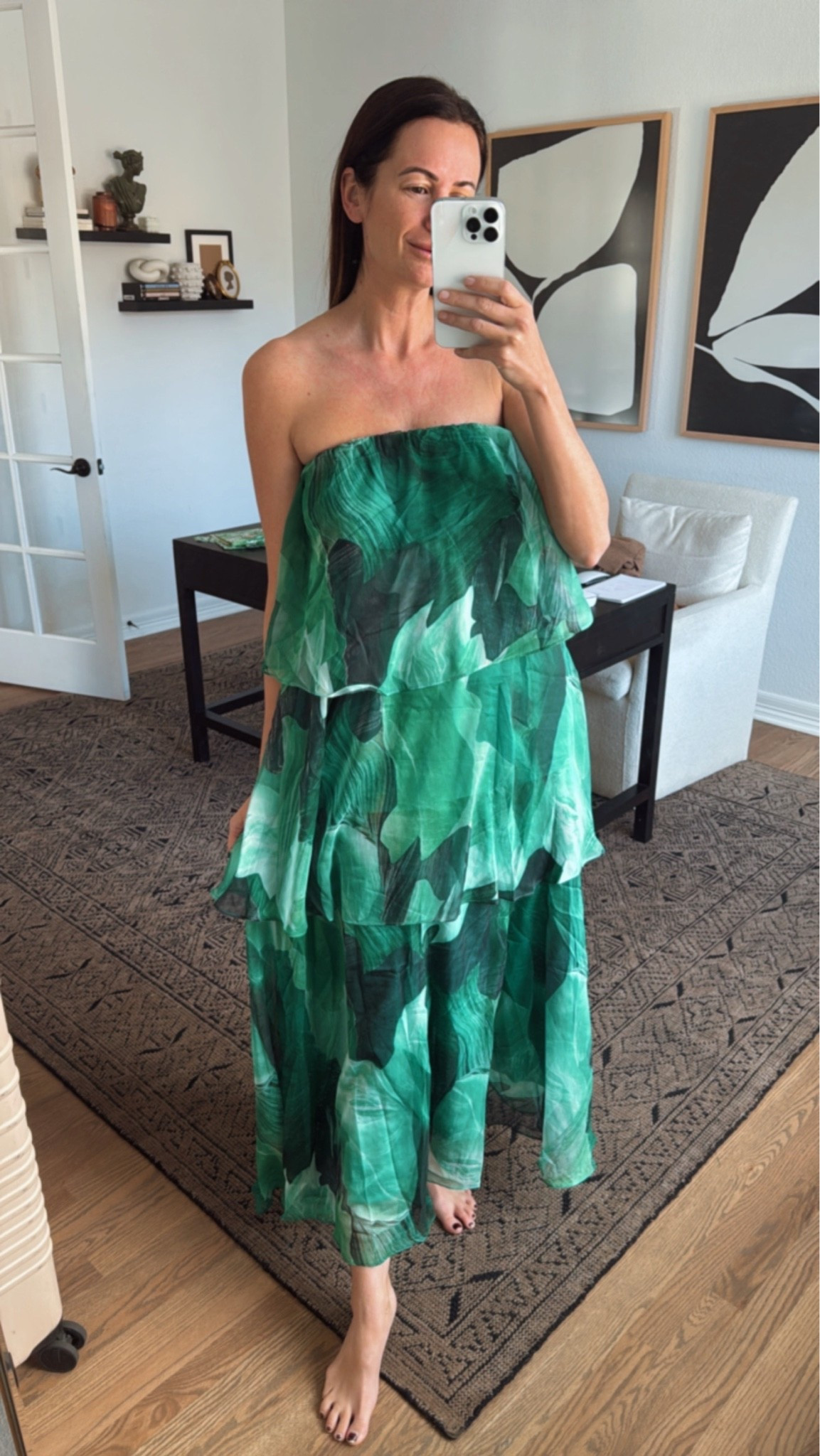 This maxi dress is on sale right now and it would be so perfect for a beach vacation or summer night out!