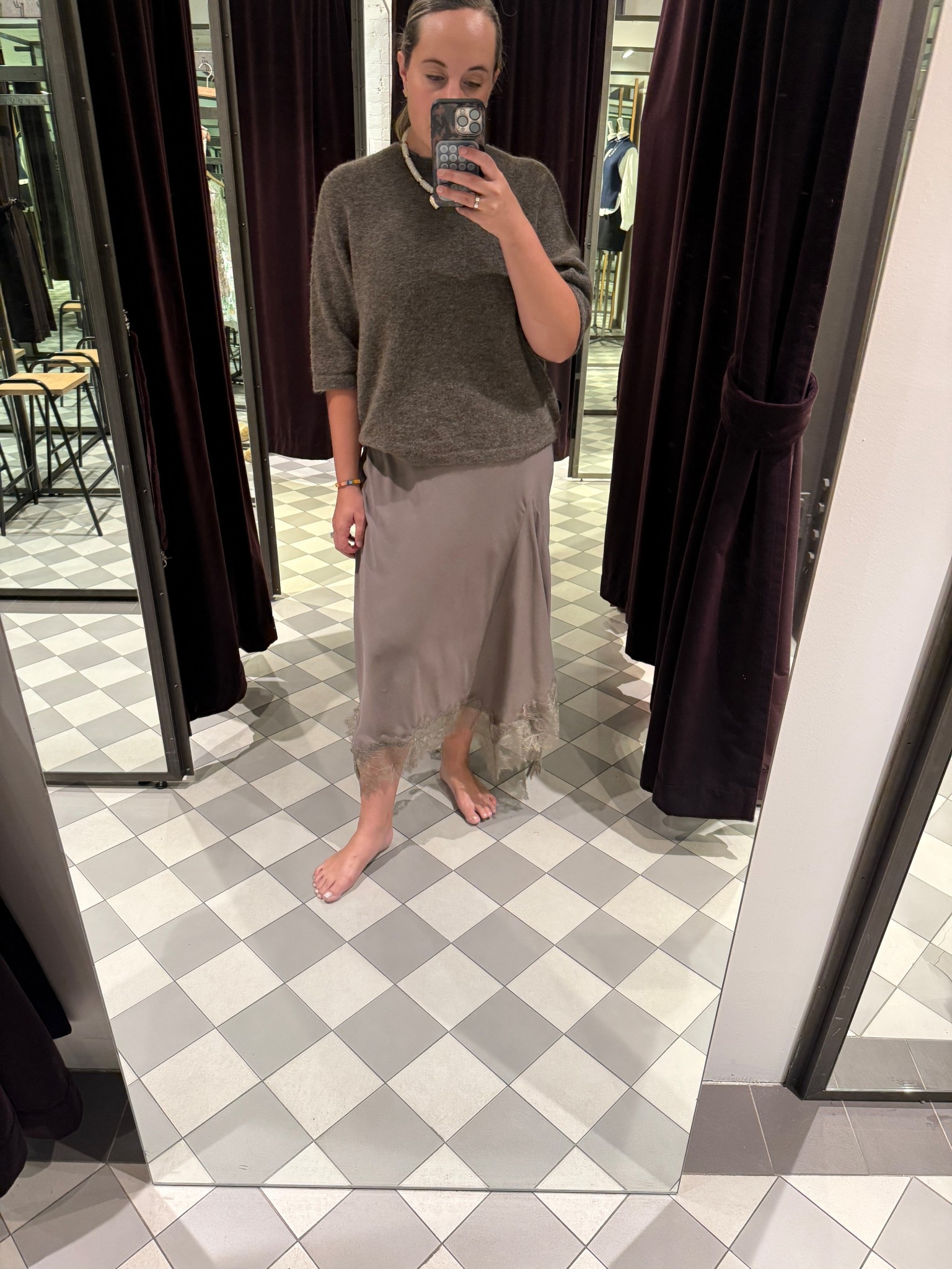 Loved this lace skirt! I would recommend sizing down one size as it was slightly big!

& Other Stories
Lace skirt
Neutral outfit 

#LTKSeasonal #LTKStyleTip