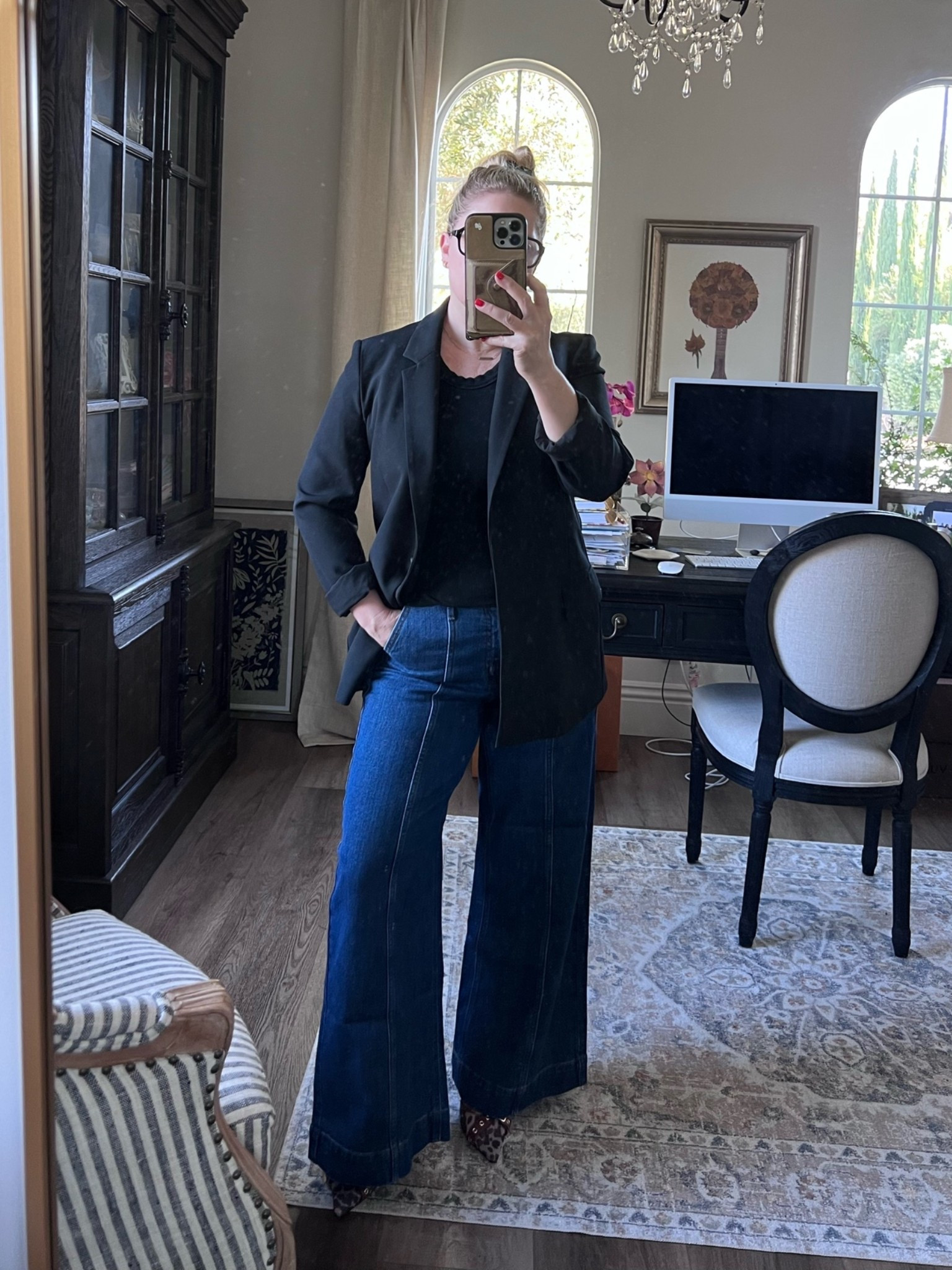 High waisted jeans with piping down the front. These are my new favorite and they’re under $40! Wearing them in petite sizing.

#LTKootd #LTKOver40 #LTKSaleAlert