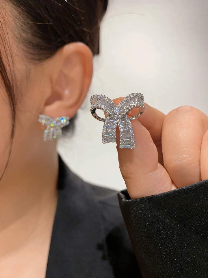 1pair Glamorous Copper Cubic Zirconia Bow Decor Stud Earrings For Women For Dating Gift | SHEIN