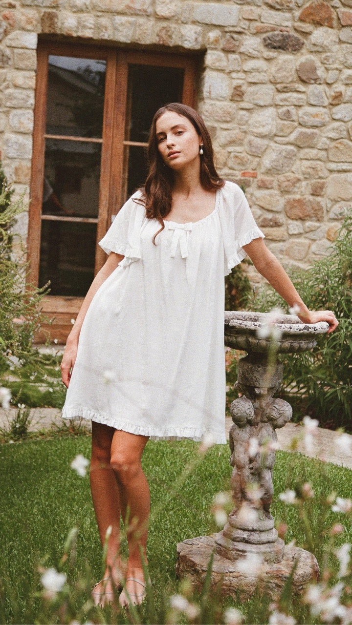 I have developed an unhealthy obsession with white cotton nightgowns that double as dresses this summer. Especially ones with lace, ruffles or Swiss dots. 

And yes, big white pants underneath are a must ! 😆 

Summer nightgowns / sheer dresses / cotton dresses / sleepwear / stylist picks / Erin’s edits 