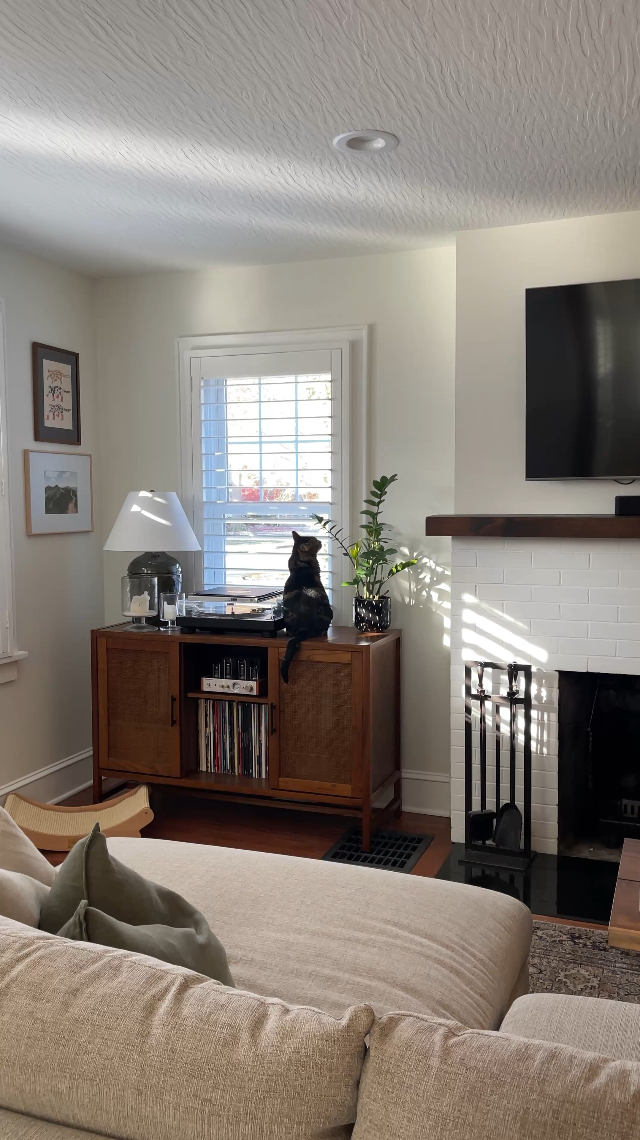 Living room and dining room details 



#LTKHome