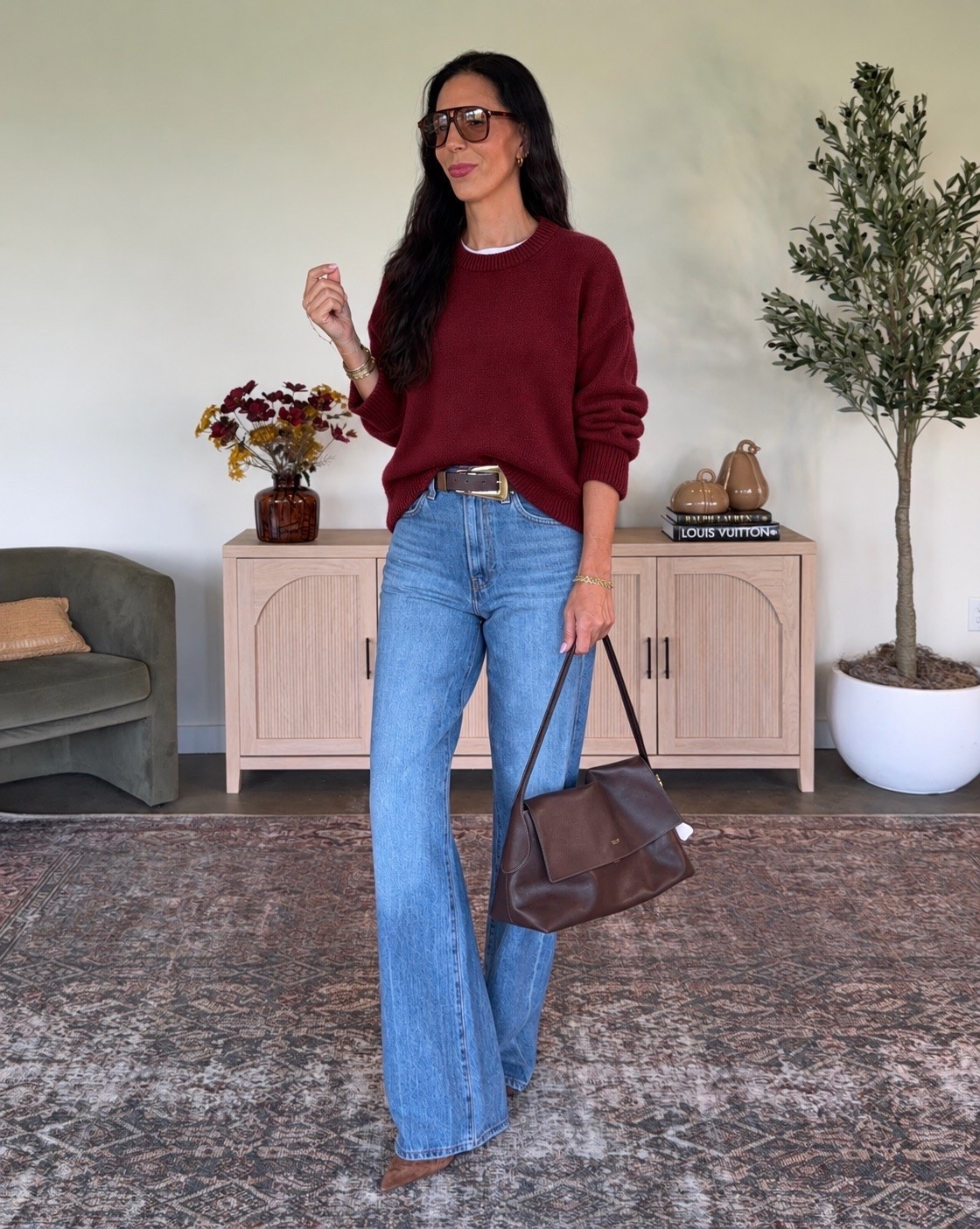 @Levi's Ribcage Denim in “not the same” 
Size 26 x34 
Sweater is a small

#LTKootd #LTKU #LTKOver40