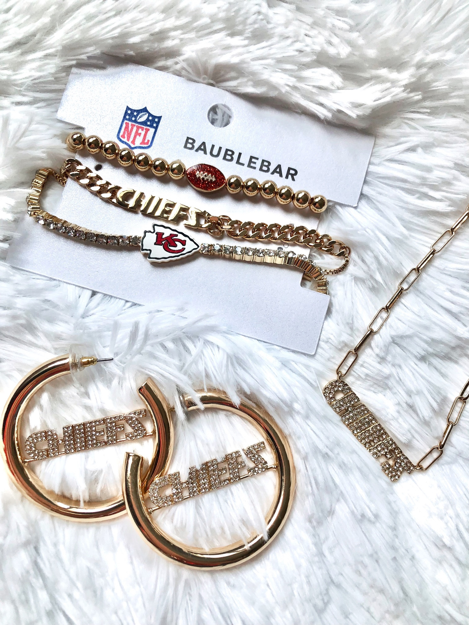 Super Bowl Bling!! ✨♥️🏆🏈🎉 @baublebar #baublebarxnfl 

#LTKunder50 #LTKsalealert #LTKunder100