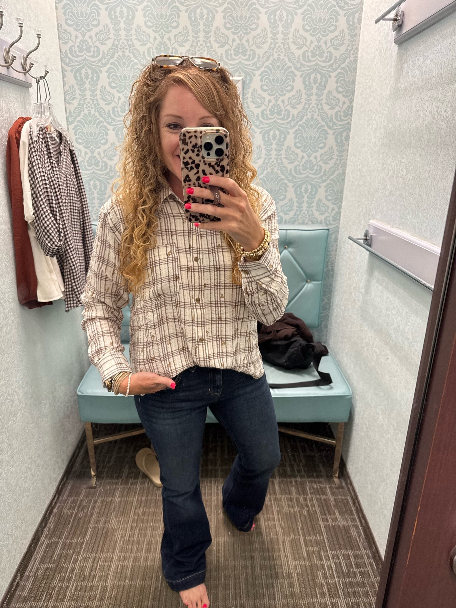 Maurices sale! $18 plaid shirt / fall outfit / workwear / over 40 style 

#maurices #discovermaurices @Maurices 

Button up- size medium 
Jeans- size 27 regular

#LTKmomlife #LTKOver40 #LTKSeasonal