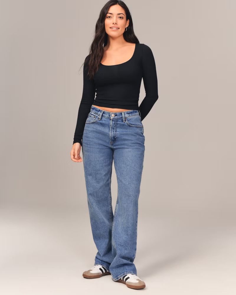 Curve Love Mid Rise Baggy Jean | Abercrombie & Fitch (US)