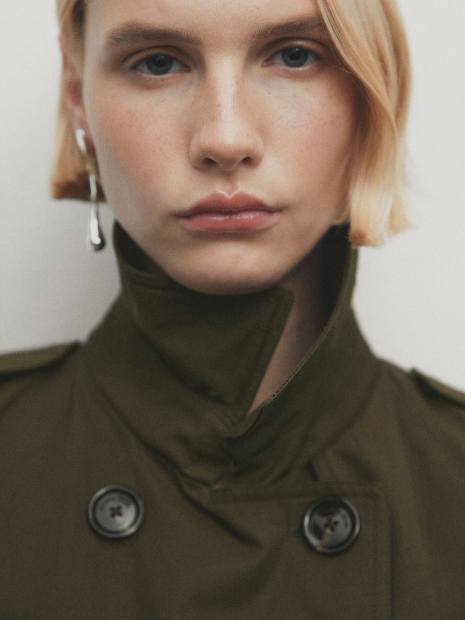Trench coat with belt | Massimo Dutti US
