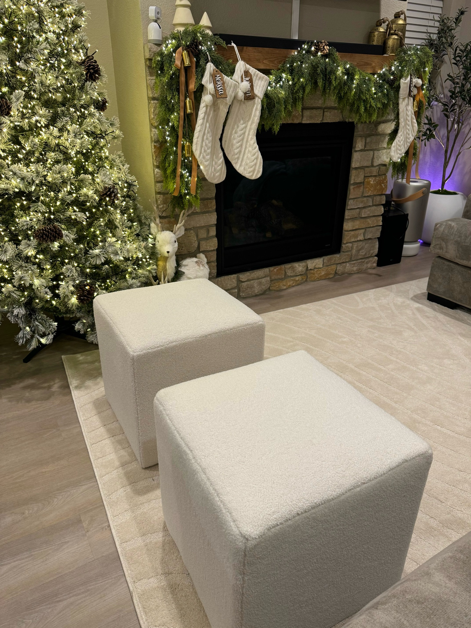 Cozy Christmas Decor 🤍

#LTKHoliday #LTKhome #LTKSeasonal