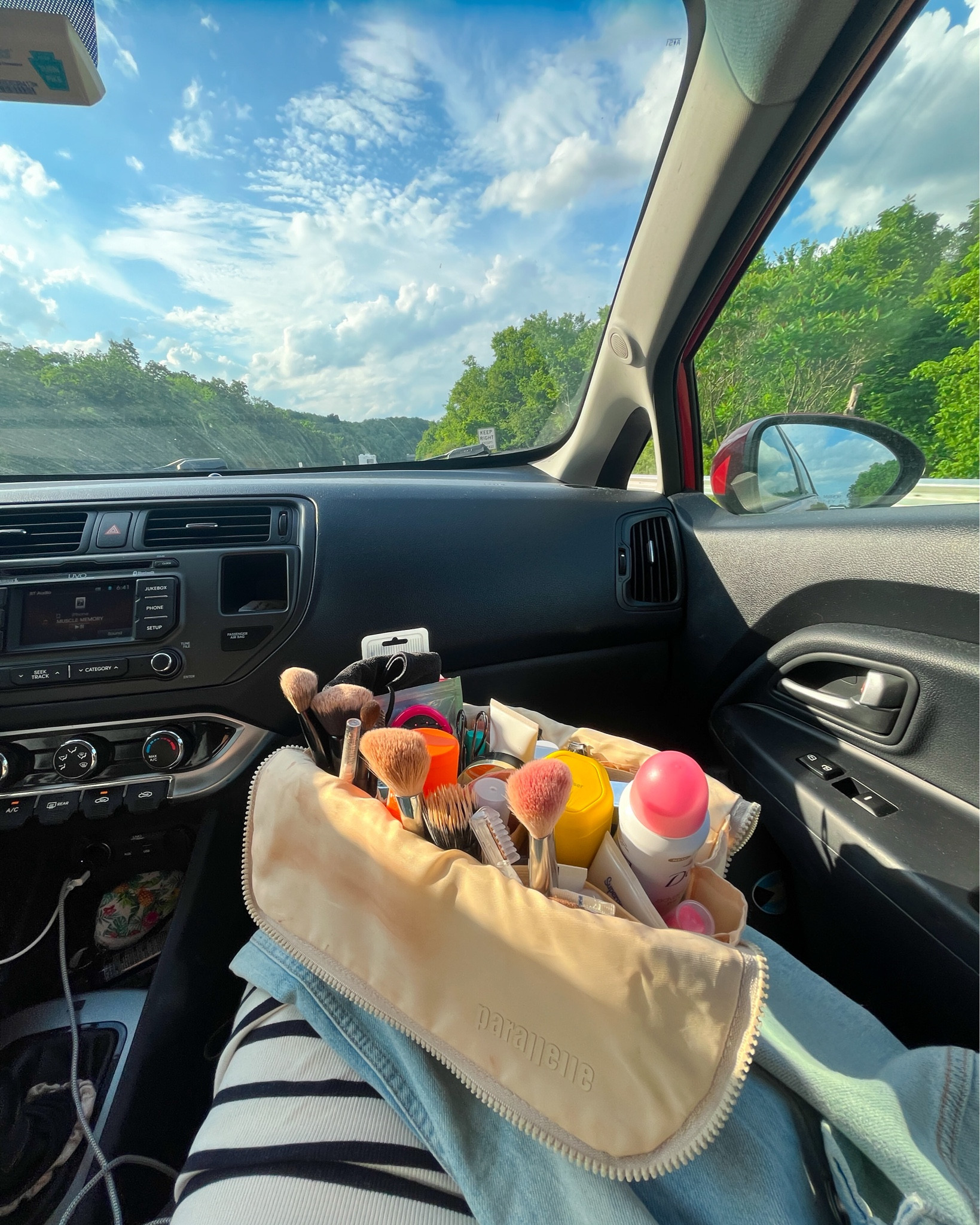 Getting ready on the go has never been easier than with the Parallelle makeup bag  💄

#LTKTravel #LTKBeauty