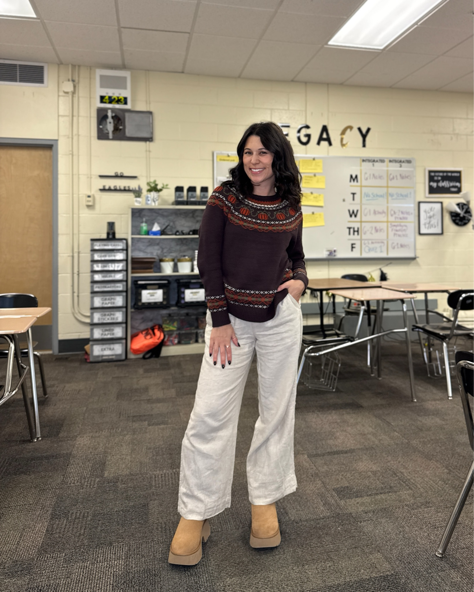 Casual fall teacher look 🍂 comfy, cute, and classroom-approved
#TeacherOutfit #FallTeacherStyle #LTKFallFashion #LTKFinds #LTKOutfits #TeacherStyle #LTKTeacher #ShopMyLTK #LTKInspo #FallOutfitInspo

#LTKHoliday #LTKFindsUnder50 #LTKSeasonal