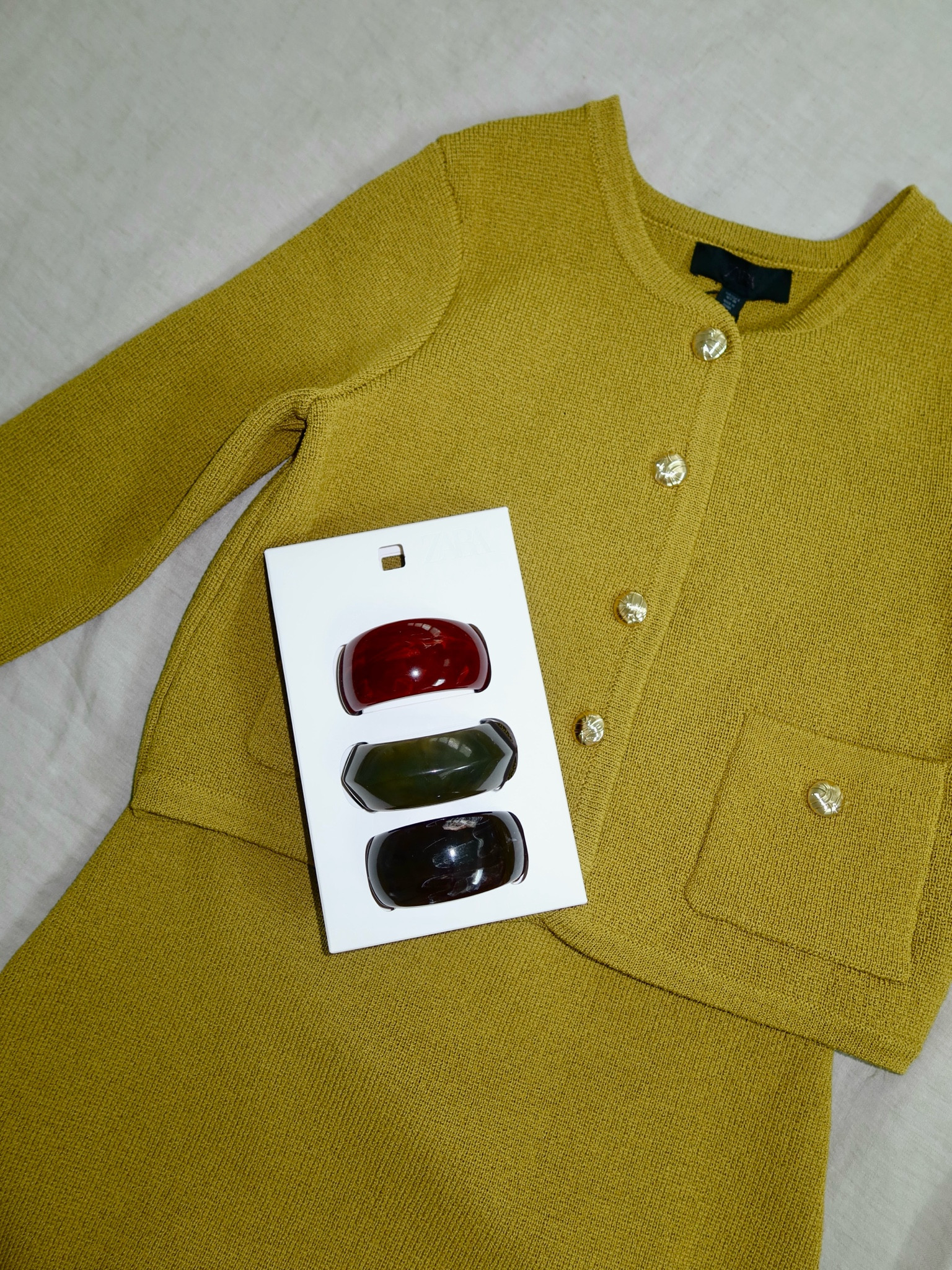 New in this week from #zara. Sized up in this knit skirt. 

Acrylic bracelets, knit jacket, two-piece set, #LTKxZARA

#LTKFindsUnder50