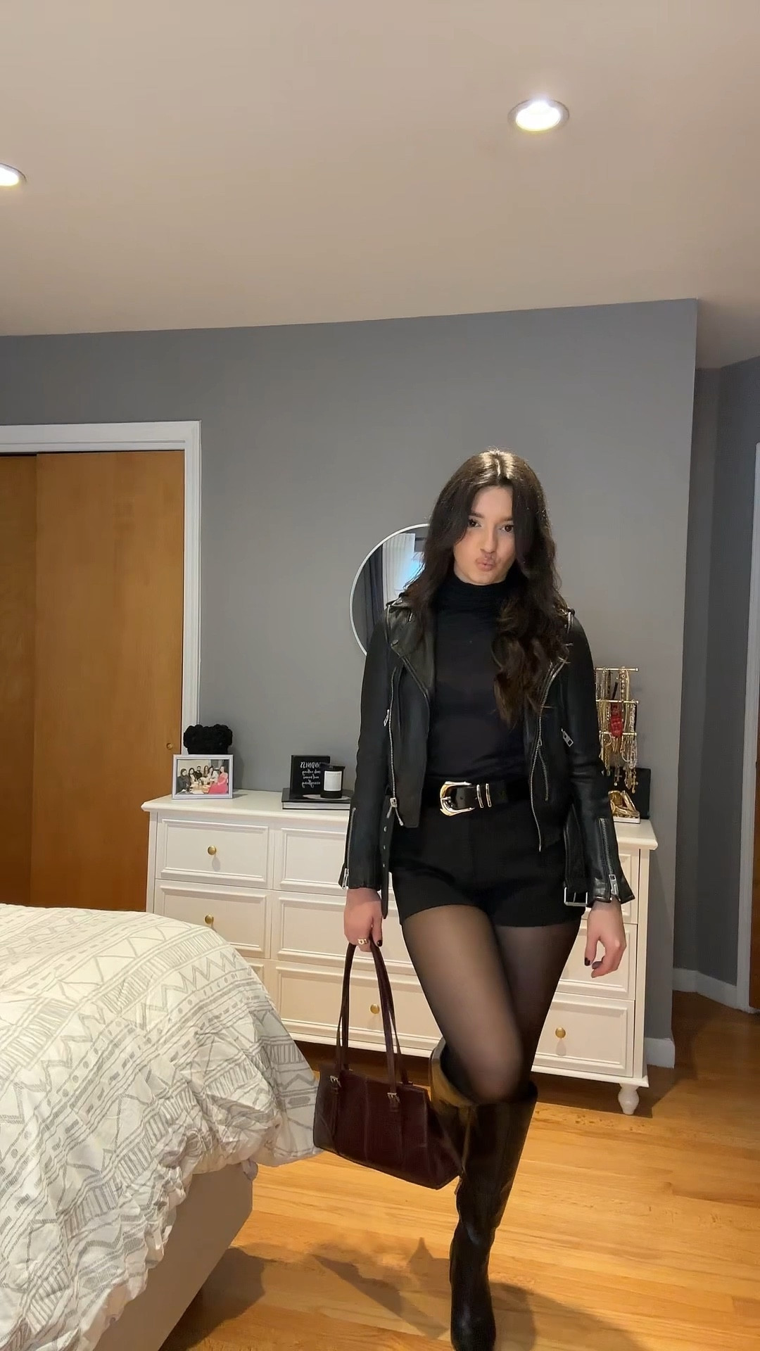  night out outfit idea for fall

#LTKBeauty #LTKSeasonal #LTKStyleTip