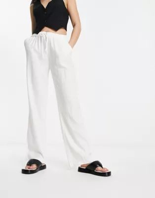 Pull&Bear high waisted linen trousers in white | ASOS (Global)