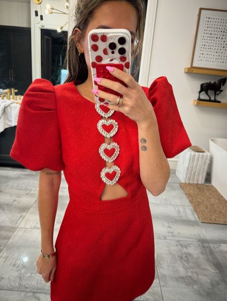 This red heart dress is STUNNING!!! Definitely a splurge but if you have a great event for it, it’s worth it!!

#LTKSeasonal #LTKwedding #LTKstyletip
