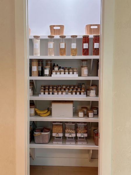 How I organized my pantry