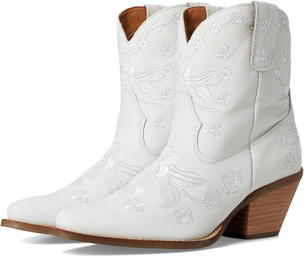 Dingo Womens Sweetheart Floral Embroidered Snip Toe Pull On Casual Boots Ankle Mid Heel 2-3" | Amazon (US)
