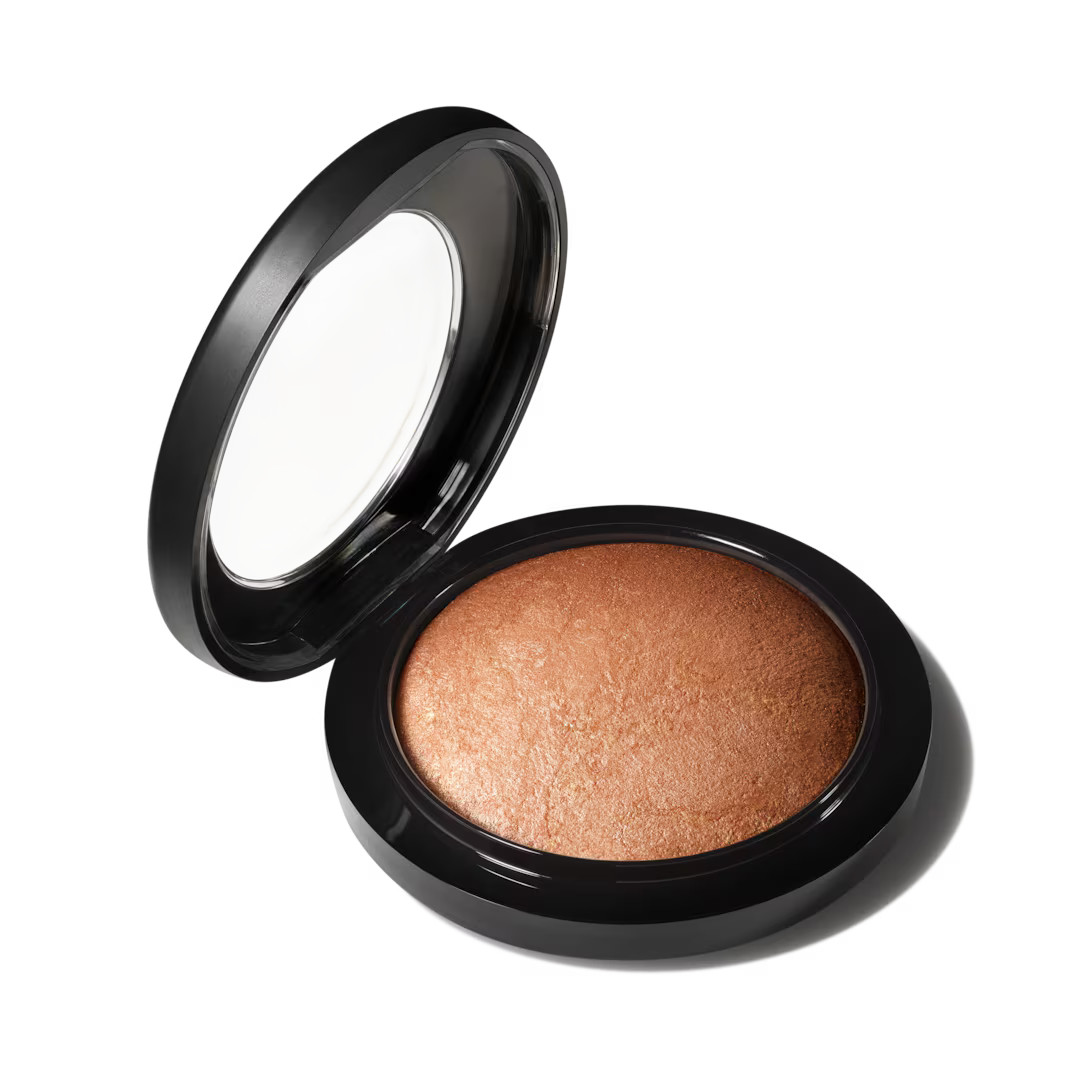 MAC Mineralize Skinfinish - Highlighting Powder | MAC Cosmetics | MAC Cosmetics - Official Site | MAC Cosmetics (US)