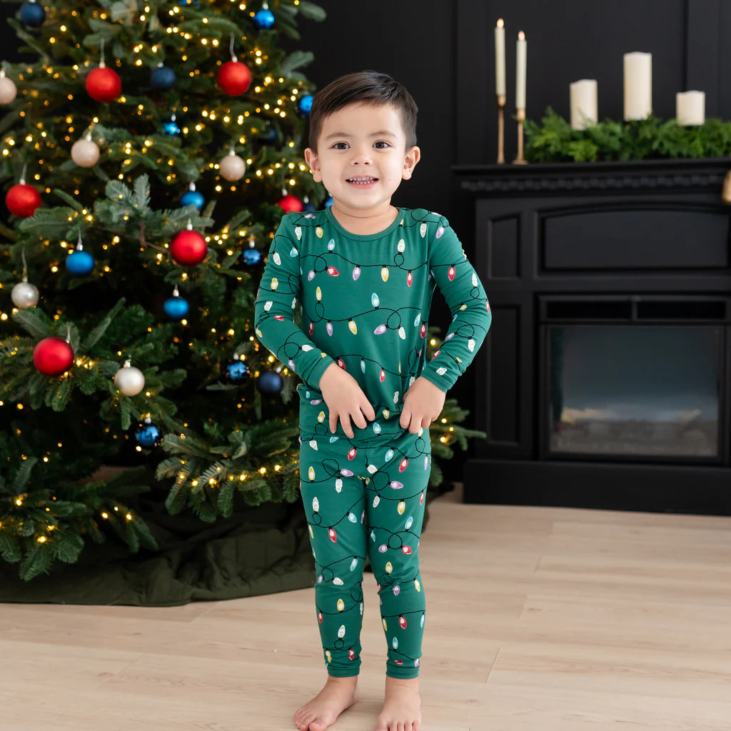 Long Sleeve Pajamas in Merry and Bright | Kyte Baby