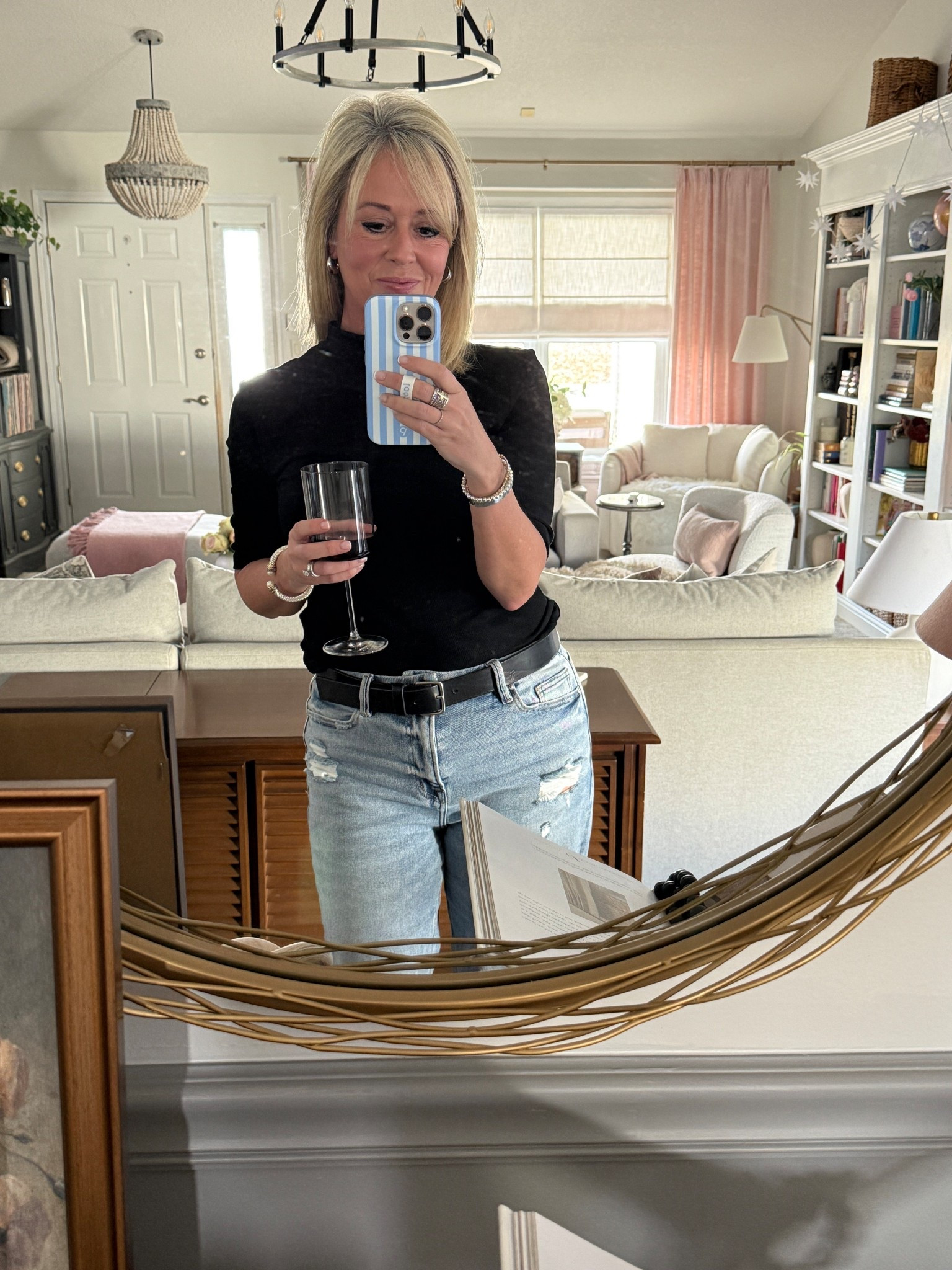 Cabana stripes are always a yes!!
Use code: todaywithmk for 10% at @Loopy Cases 

#LTKHome #LTKSeasonal