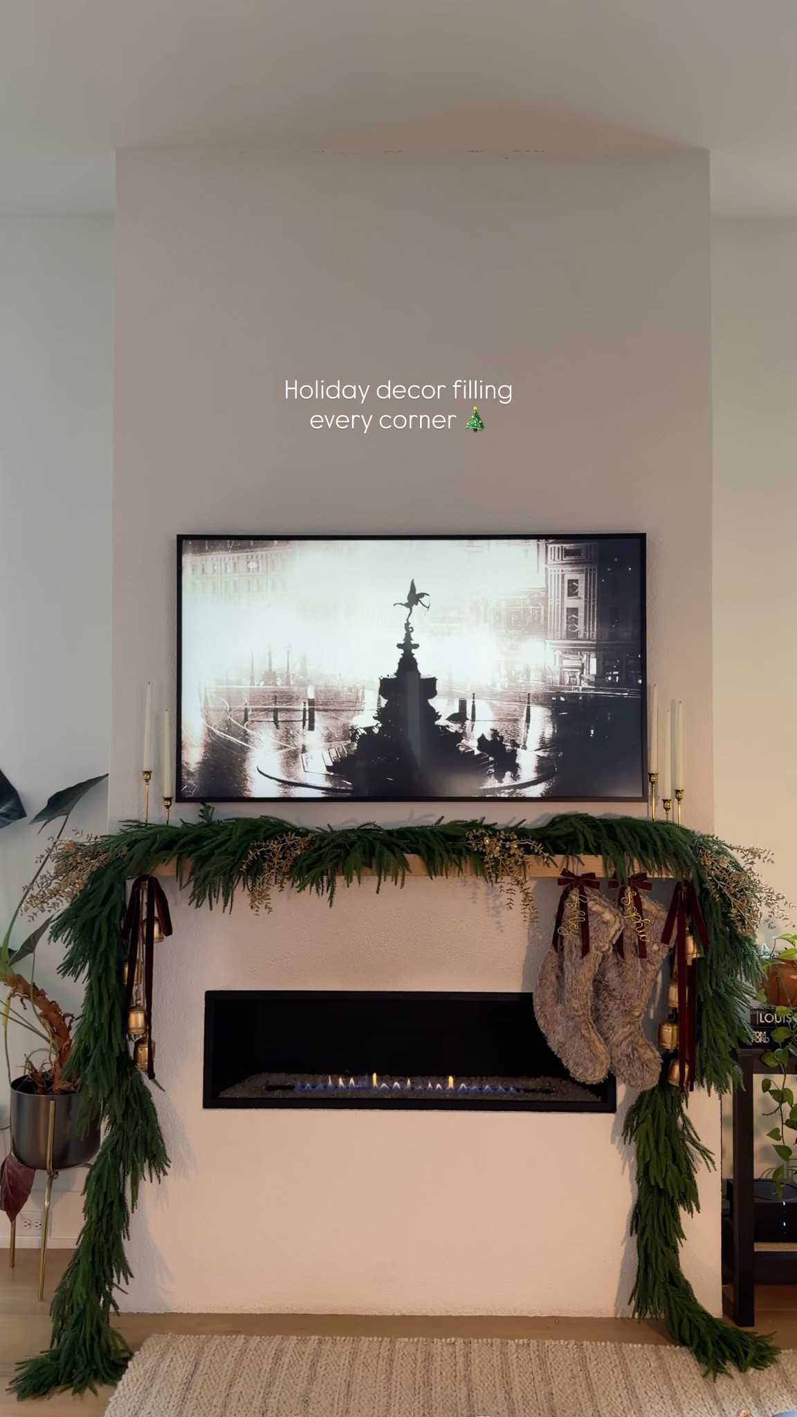 Bringing in all the little holiday touches that make the house feel warm and lived-in for the season 🎄🤎

#FollowtheFashionFind #FTFF #Nashville #NashvilleInfluencer #HolidayHome #FestiveDecor #HomefortheHolidays #HolidayDetails #CozyHoliday #CozySeason #HomeStyle #DecorInspo #HolidayInspo #seasonalstyle #homeaesthetic 

#LTKHome #LTKSeasonal #LTKHoliday