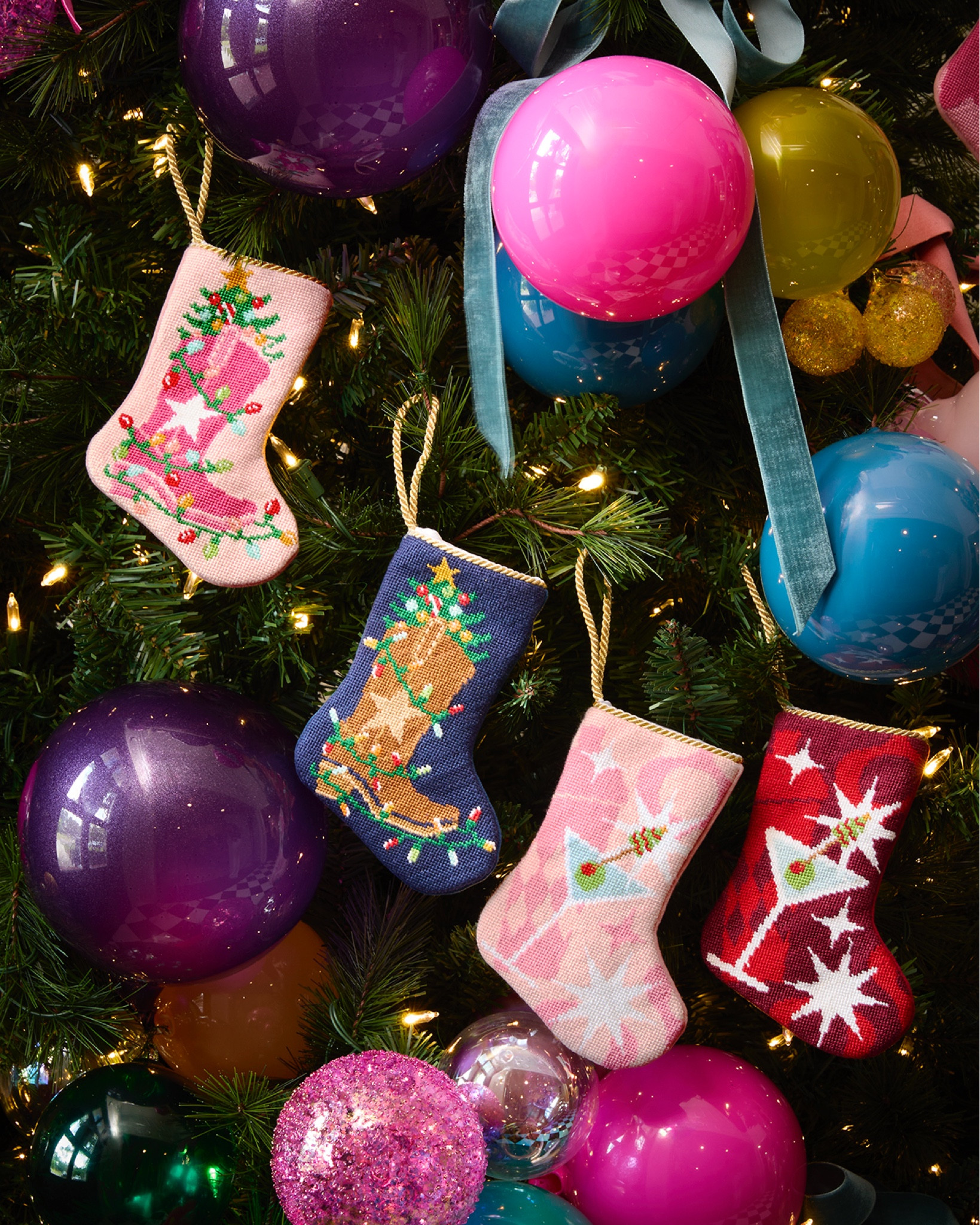 Bauble Stocking x Sainty Nelsen
Exclusive for Neiman Marcuss

#LTKGiftGuide #LTKCyberWeek #LTKHoliday