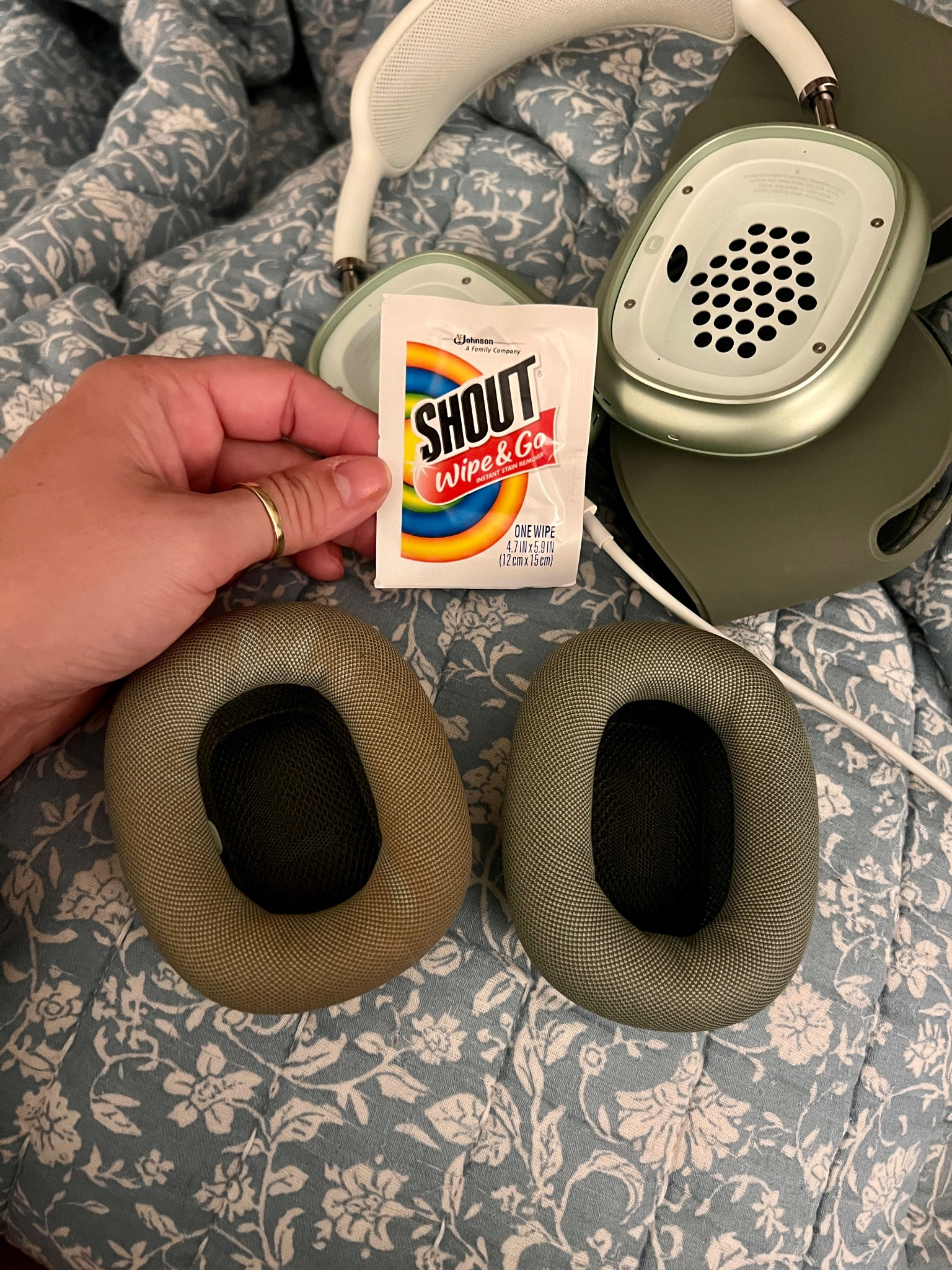 Best product to clean your AirPod max pro cushions

#LTKhome