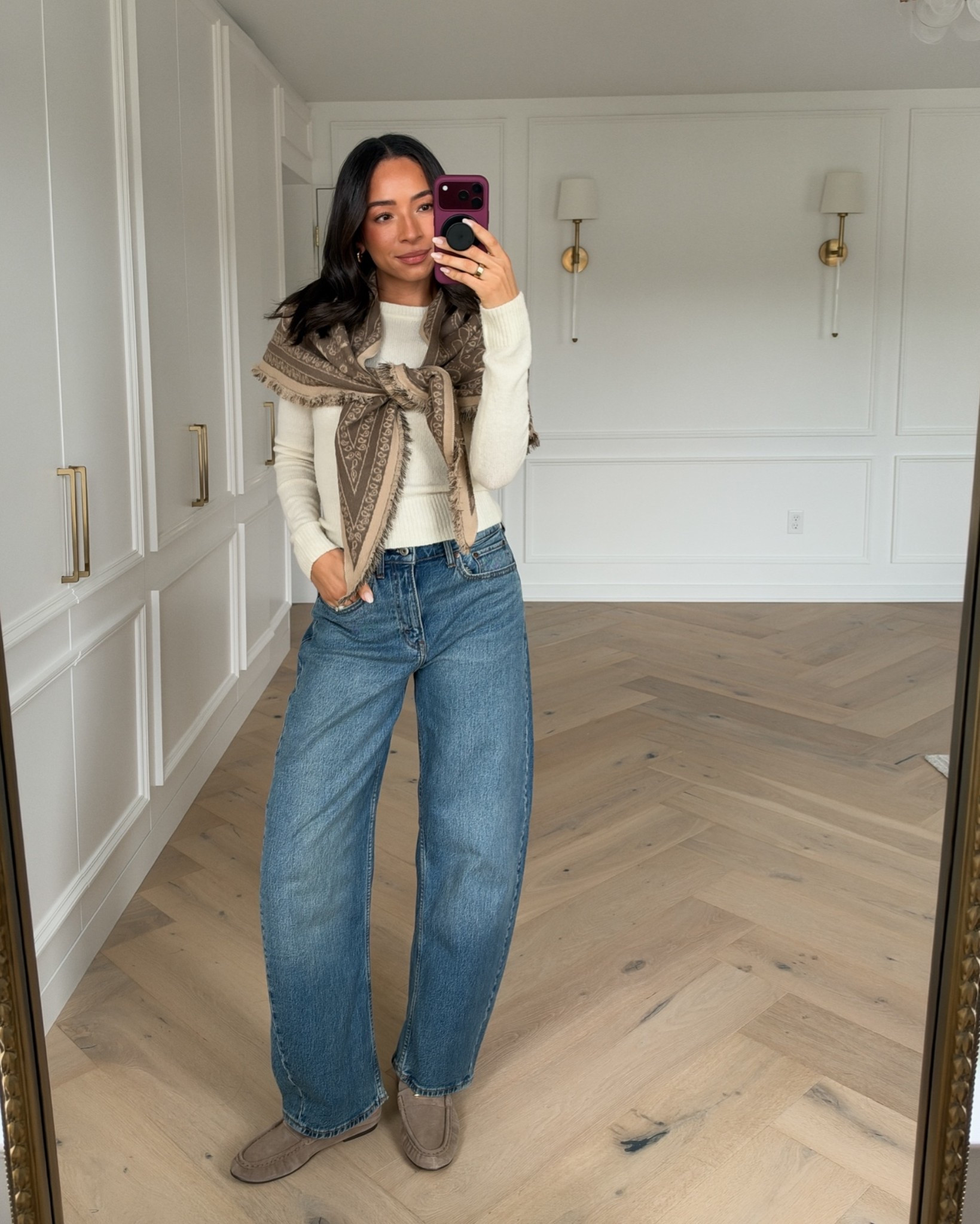 Use code AFLTK for 20% off sweater and jeans thru 10/11! Sweaters are 30% off too 🤩 wearing a size S sweater and 27 Long in jeans - fit TTS, shoes are super comfy and fit TTS - great alternative to the Birkenstocks for a fraction of the price!