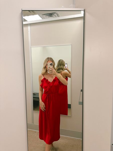 I absolutely loved this dress—perfect for date night! Wearing a size small.

Date night Outfit
Spring Outfit
Vacation Outfit
Spring dress
Target
Wedding Guest Dress
Moreewithmo

#LTKSpringSale #LTKSeasonal #LTKGiftGuide