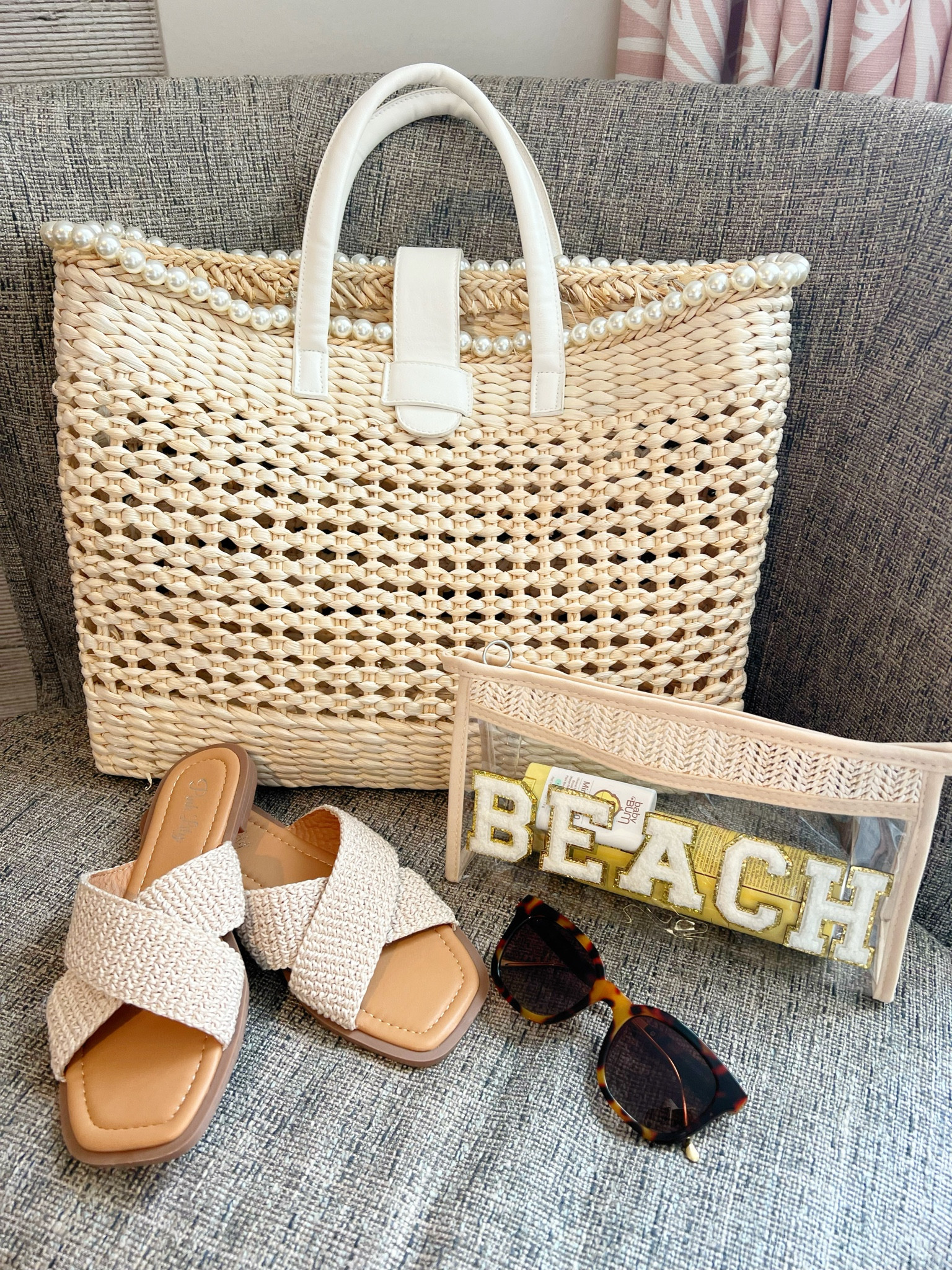 Beach bag. Vacation. Amazon finds. Sandals. Sunglasses. Beach trip 

#LTKtravel #LTKshoecrush