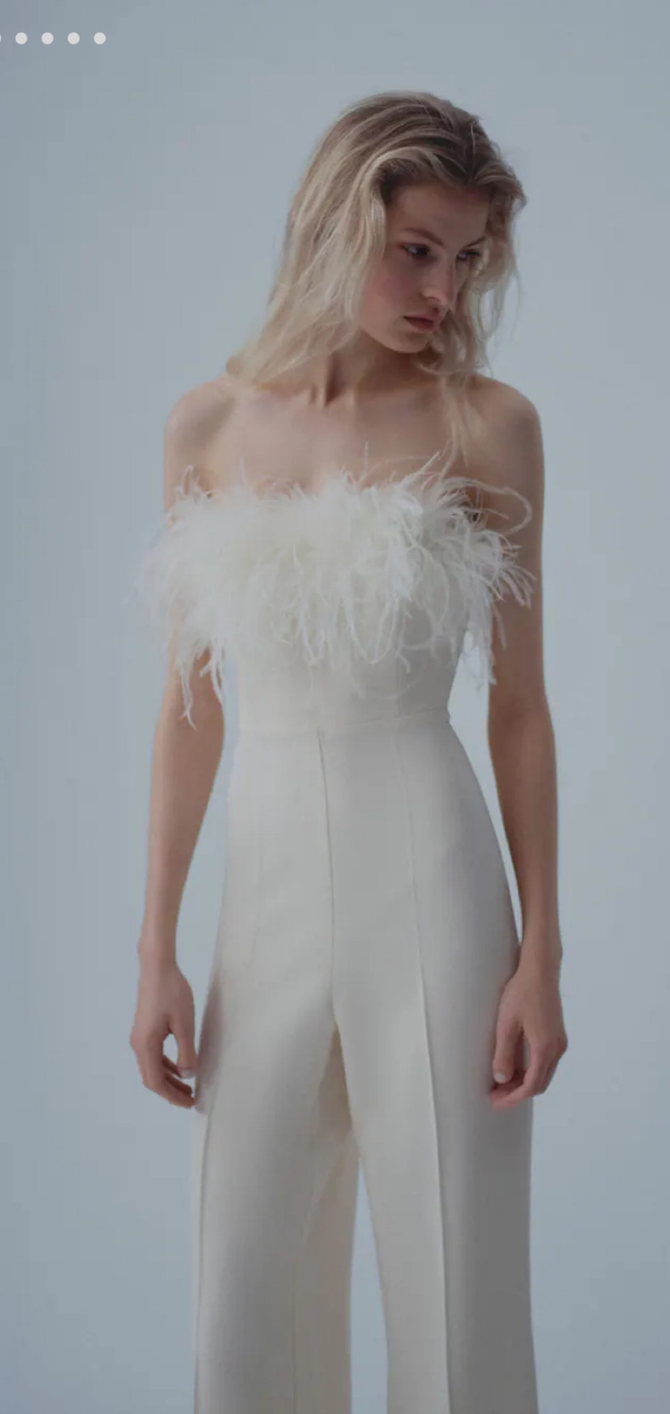 tuta bianca elegante piume 

#LTKstyletip #LTKHoliday #LTKparties