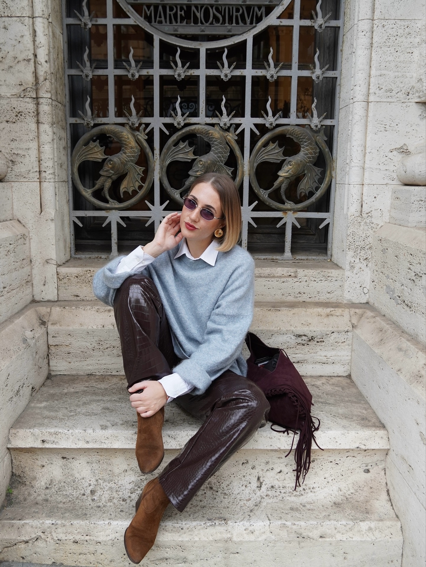 burgundy feels personal 🍇🫐

#grwm #whatiwore #whatiamwearing #layering #casualfit
#pinterestinspo #pinterestoutfit #burgundy