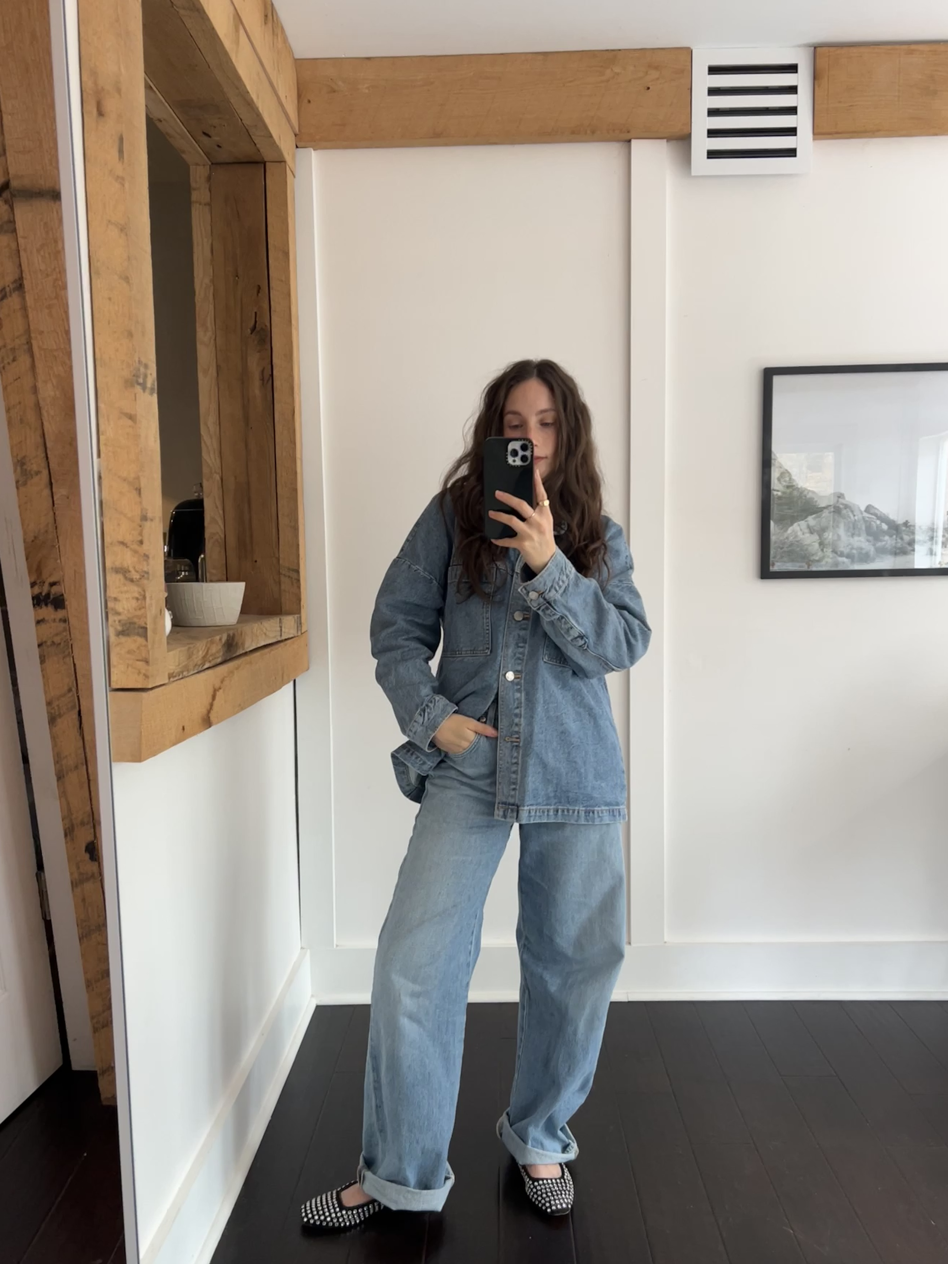 Favorite baggy jeans! Worth the $$$ from a sustainable brand #baggyjeans #baggyjeansoutfit #citizensofhumanity 

 