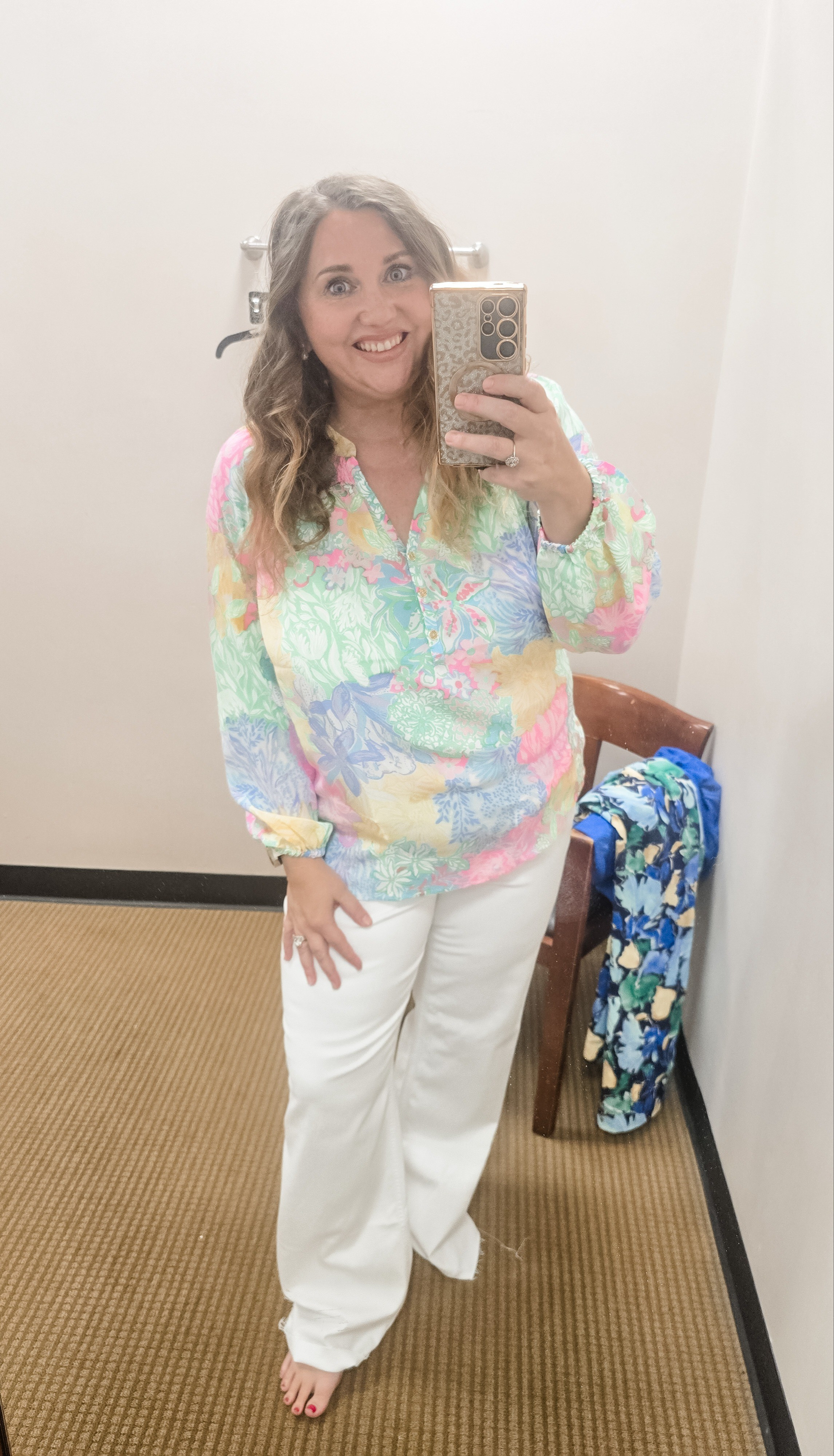 I really wish this print has nicer plus size and top heavy options. I got the suit for my husband and the dresses for my girls but none of the nicer dresses fit me. It's so disappointing. I got the Elsa top and maybe I can find a nice skirt to go with it...#livinglargeinlilly #plussize #Elsa #brightdelight 

#LTKMidsize #LTKPlusSize