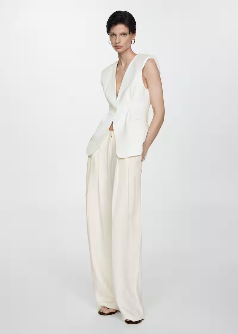 Pantalon lyocell à pinces -  Femme | Mango France | MANGO (FR)