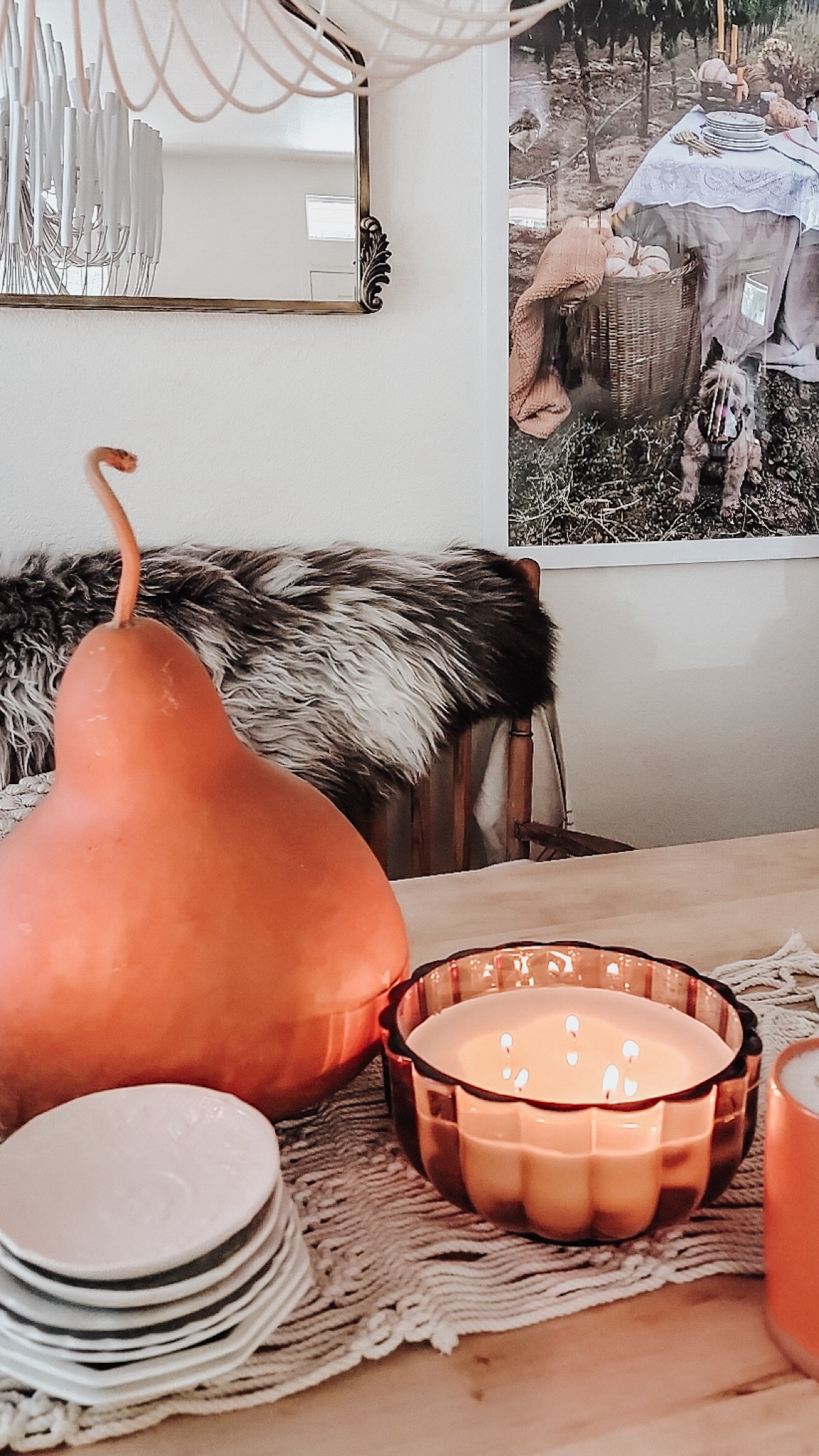 Fall home decor
Fall decor
Vintage decor
Anthropologie chandelier 