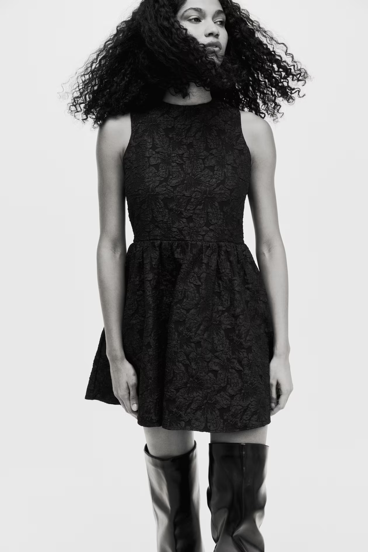 Dress with Bow at Back | H&M (US + CA)
