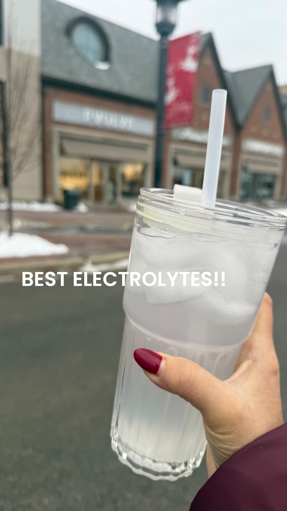 Pvolve + the best electrolytes to start my day!!!! 

#LTKmorningroutine #LTKfitnessgoals #LTKActive