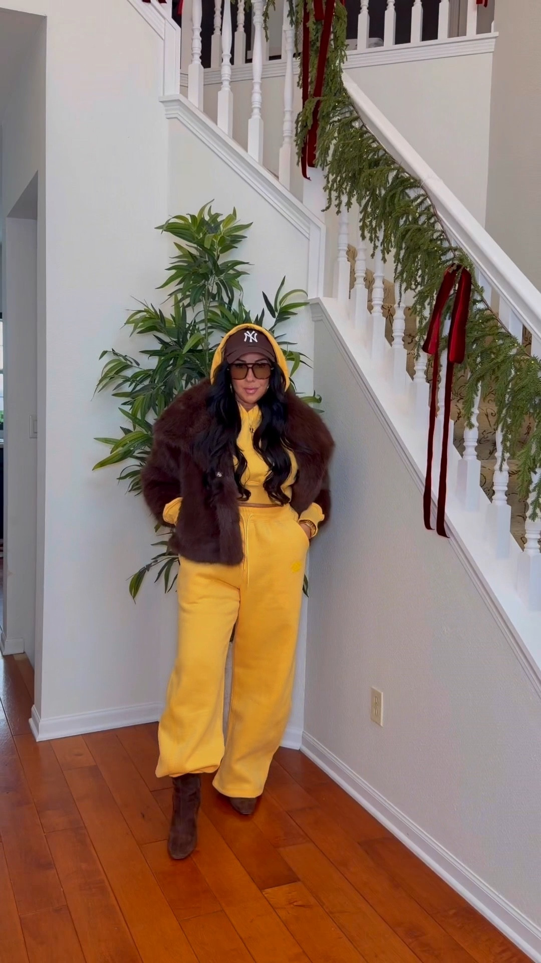 New Year New Sweats Same me 🤭 Aelfric Eden makes the cut for 2026! Loving the quality and fit of their pieces. Already placed another order! Definitely size up though. I wear a size 6/28 jeans but sized up to a large in these sweats for an oversized fit. 

#LTKActive #LTKOver40 #LTKPetite